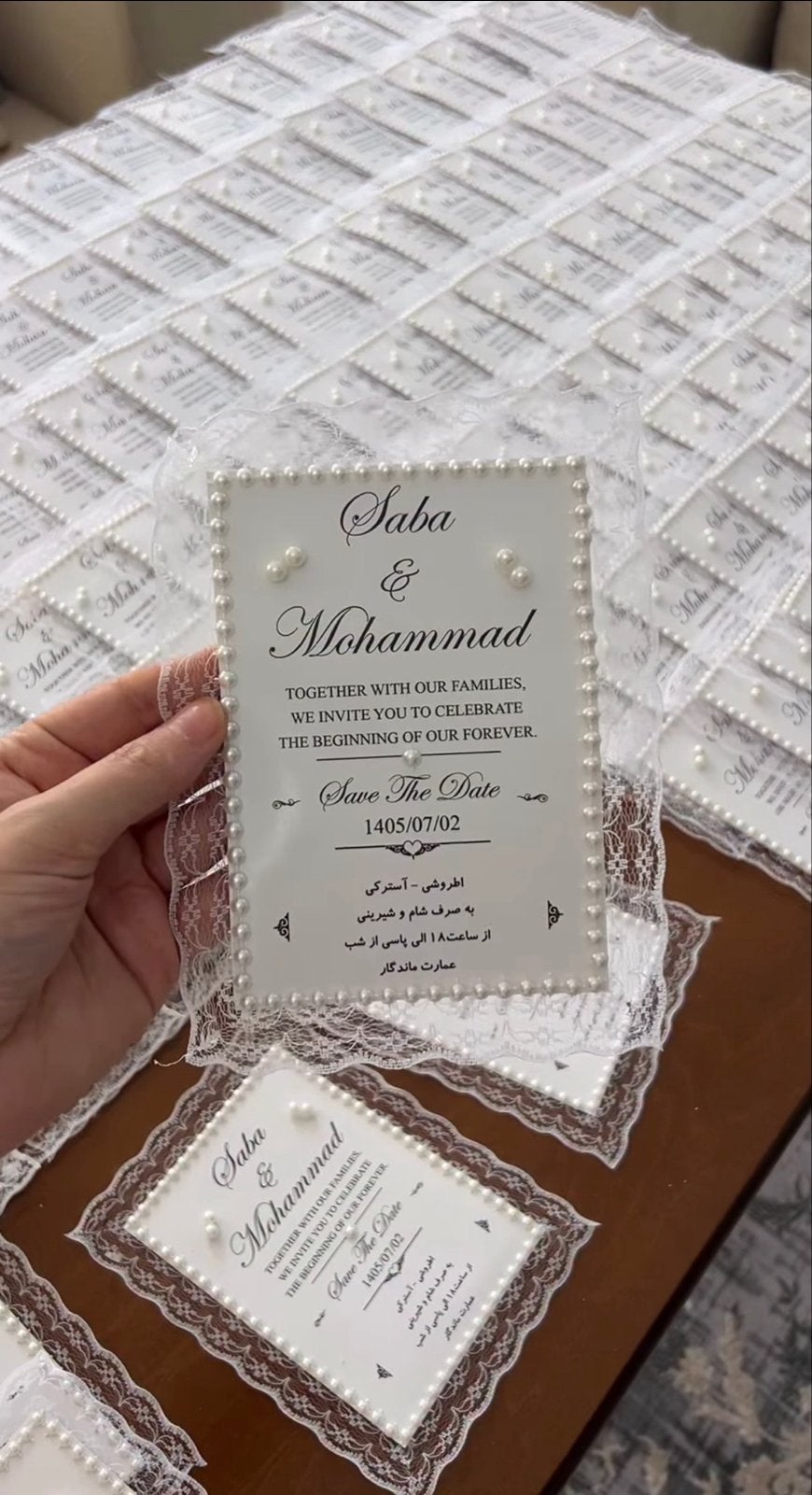 Elegante trouwkaarten met parels en kant, Nieuw, Ophalen of Verzenden, Papier of Karton, Overige merken