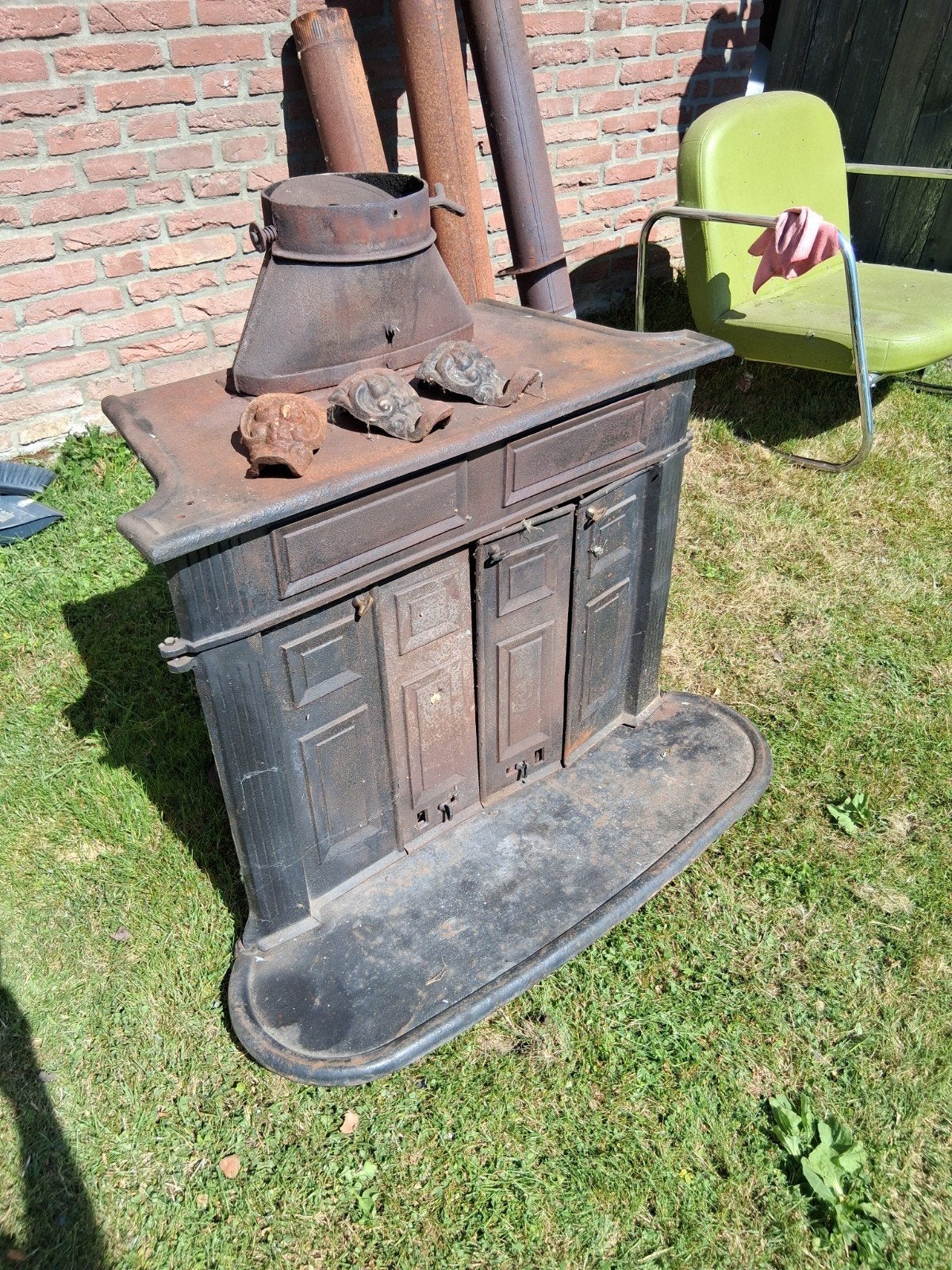 Antieke gietijzeren houtkachel / open haard, Huis en Inrichting, Ophalen, Gebruikt, Vrijstaande haard, Houthaard