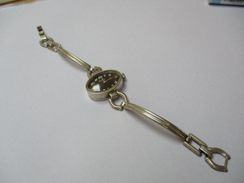 Zilveren oud MONTÉ  jaren '60 horloge 800 zilver (loopt niet, Overige merken, Met bandje, Verzenden, Polshorloge
