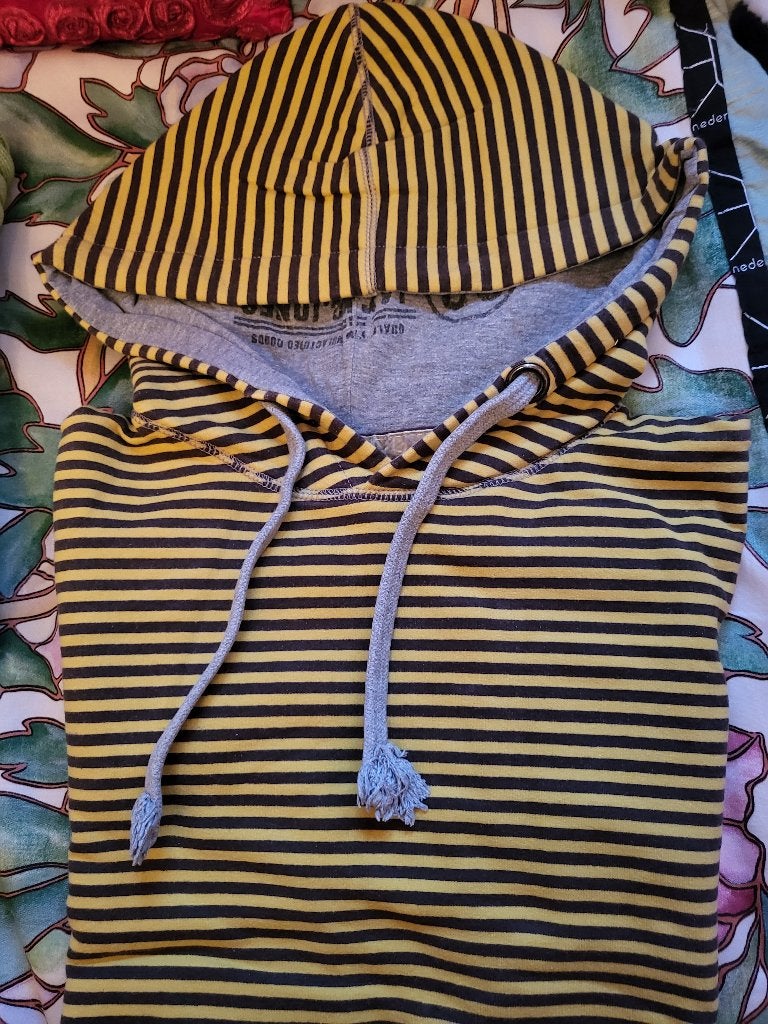 Geel zwart gestreepte Jack & Jones met capuchon, L, Maat 52/54 (L), Geel, Nieuw, Ophalen of Verzenden
