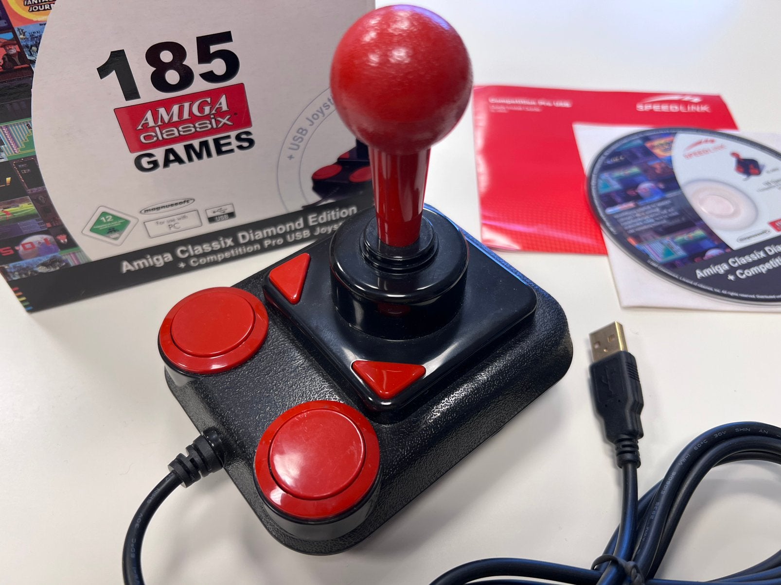 Competition Pro USB voor Amiga en Commodore games, Ophalen of Verzenden, Zo goed als nieuw