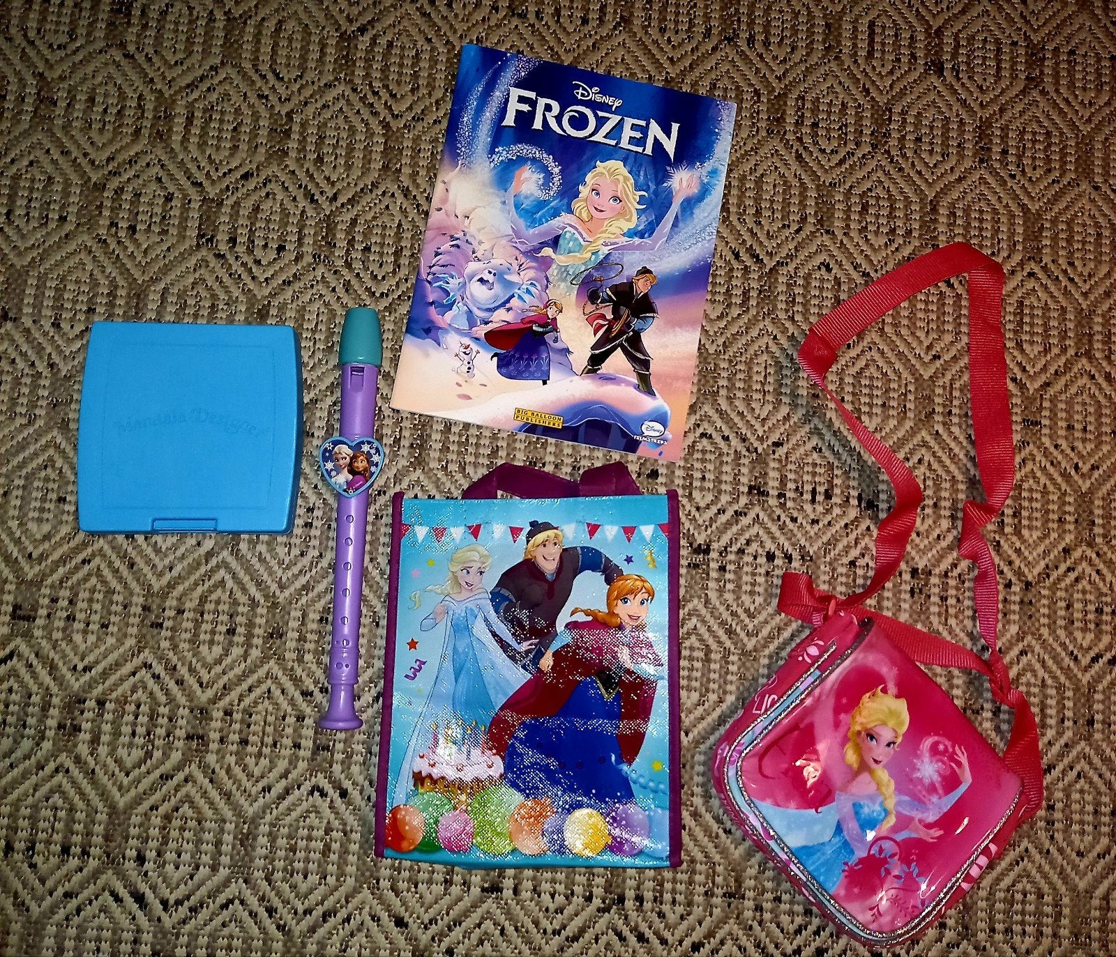 Frozen pakket, Ophalen of Verzenden, Zo goed als nieuw, Meisje