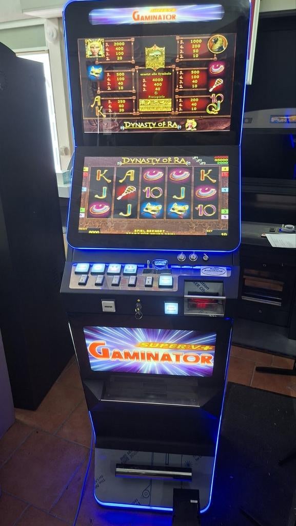 Gaminator/Novoline/fun games gokkast met o.a. book of ra, Verzamelen, Automaten | Gokkasten en Fruitautomaten, Euro, Ophalen, Zo goed als nieuw