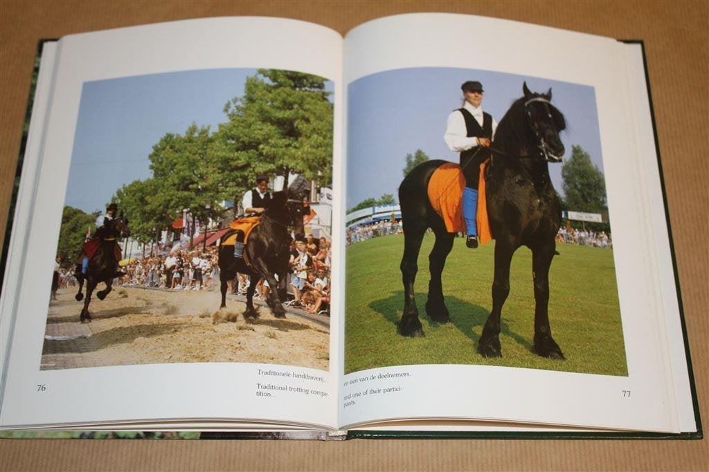 Paarden van eigen bodem. Het Friese paard in kort bestek., Boeken, Ophalen of Verzenden, Zo goed als nieuw, Paarden of Pony's