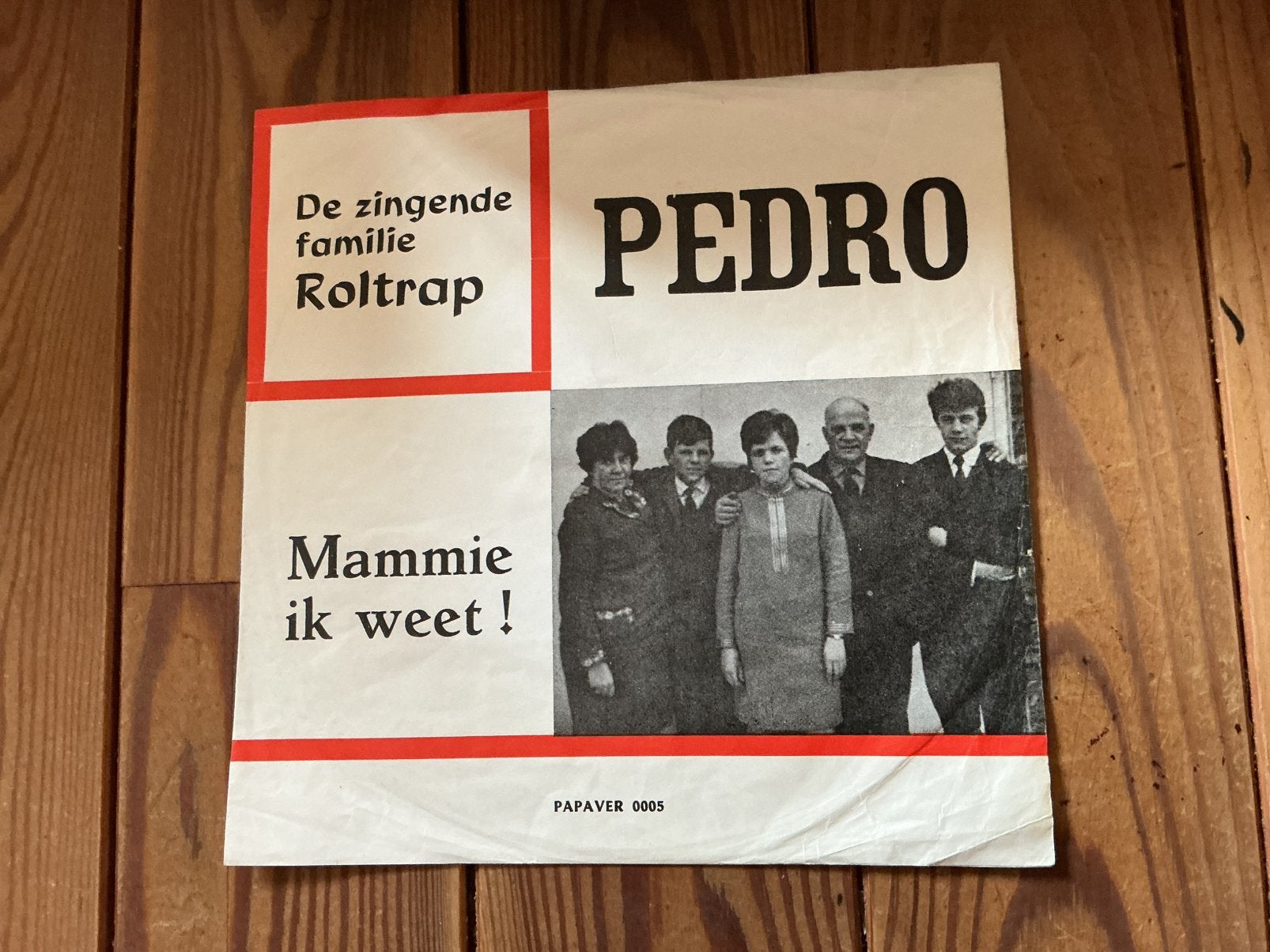 7” De Zingende familie Roltrap - Pedro, Ophalen of Verzenden, Zo goed als nieuw, Overige formaten, Levenslied of Smartlap