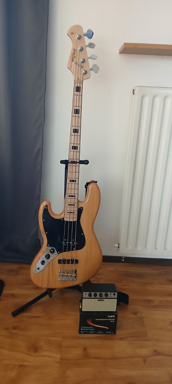 linkshandige Harley Benton basgitaar met Yler basversterker, Muziek en Instrumenten, Ophalen, Nieuw, Elektrisch
