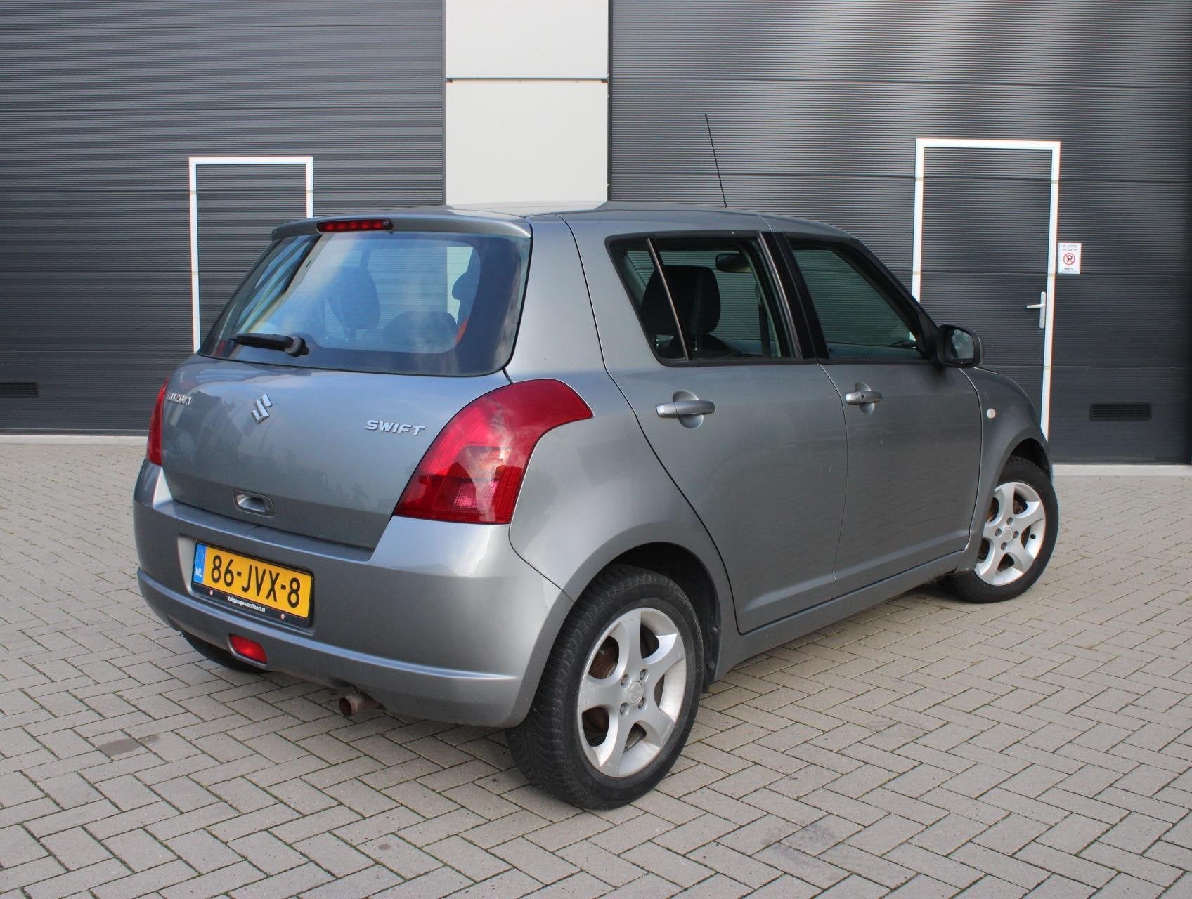 Suzuki Swift 1.5 GLS Airco|Android|Stoelverwarming|Keyless!, Auto's, Voorwielaandrijving, 4 cilinders, 400 kg, Swift