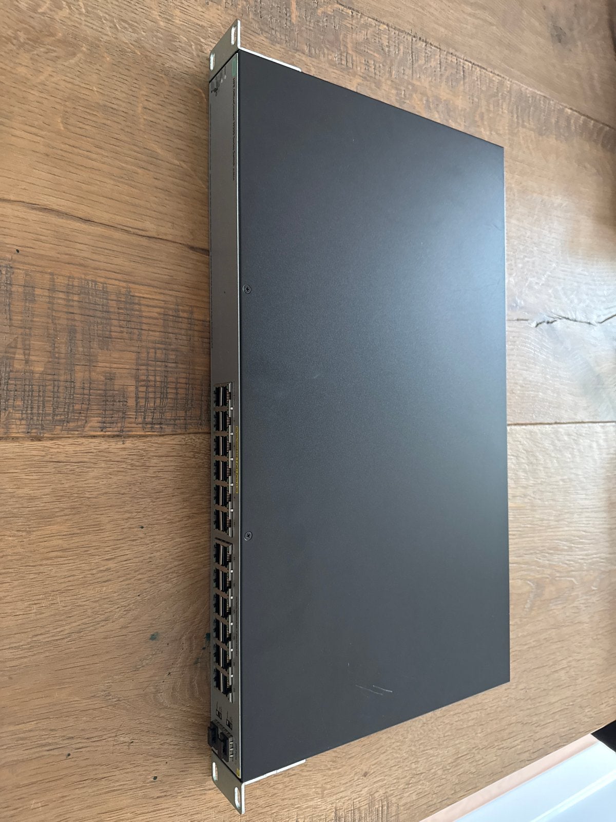 HP ProCurve 1810G-24 Switch J9450A - 24-poorts Gigabit, Ophalen of Verzenden, Gebruikt