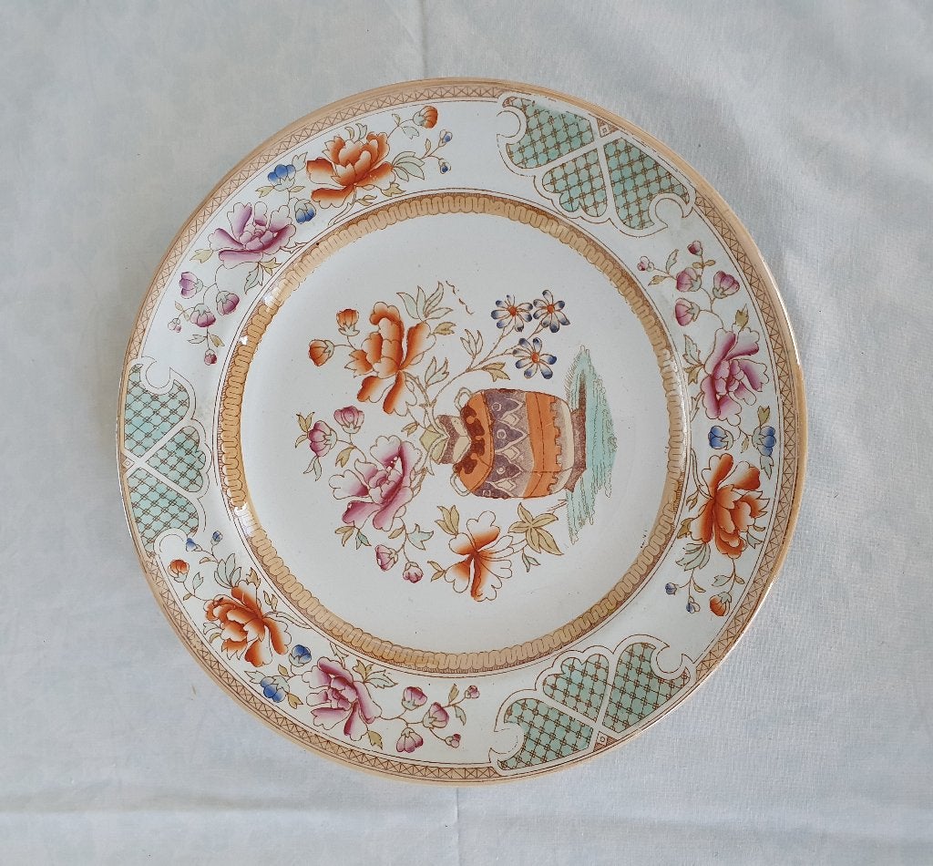Petrus Regout Antiek dinerbord "Flora", Ophalen