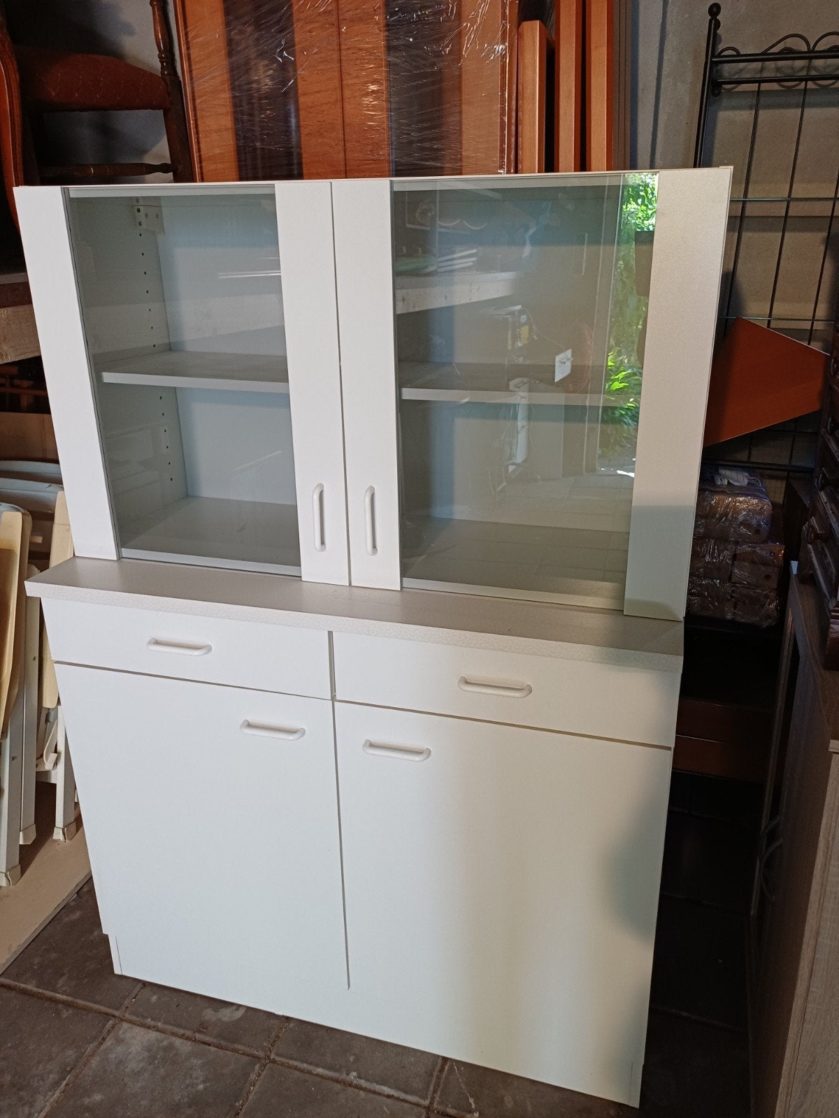 Witte onder- en bovenkast met glas (apart verkrijgbaar), Ophalen, 100 tot 150 cm, 25 tot 50 cm, Glas