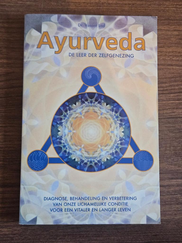 Vasant Lad Ayurveda De Leer der Zelfgenezing, Gelezen, Ophalen of Verzenden, Vasant Lad
