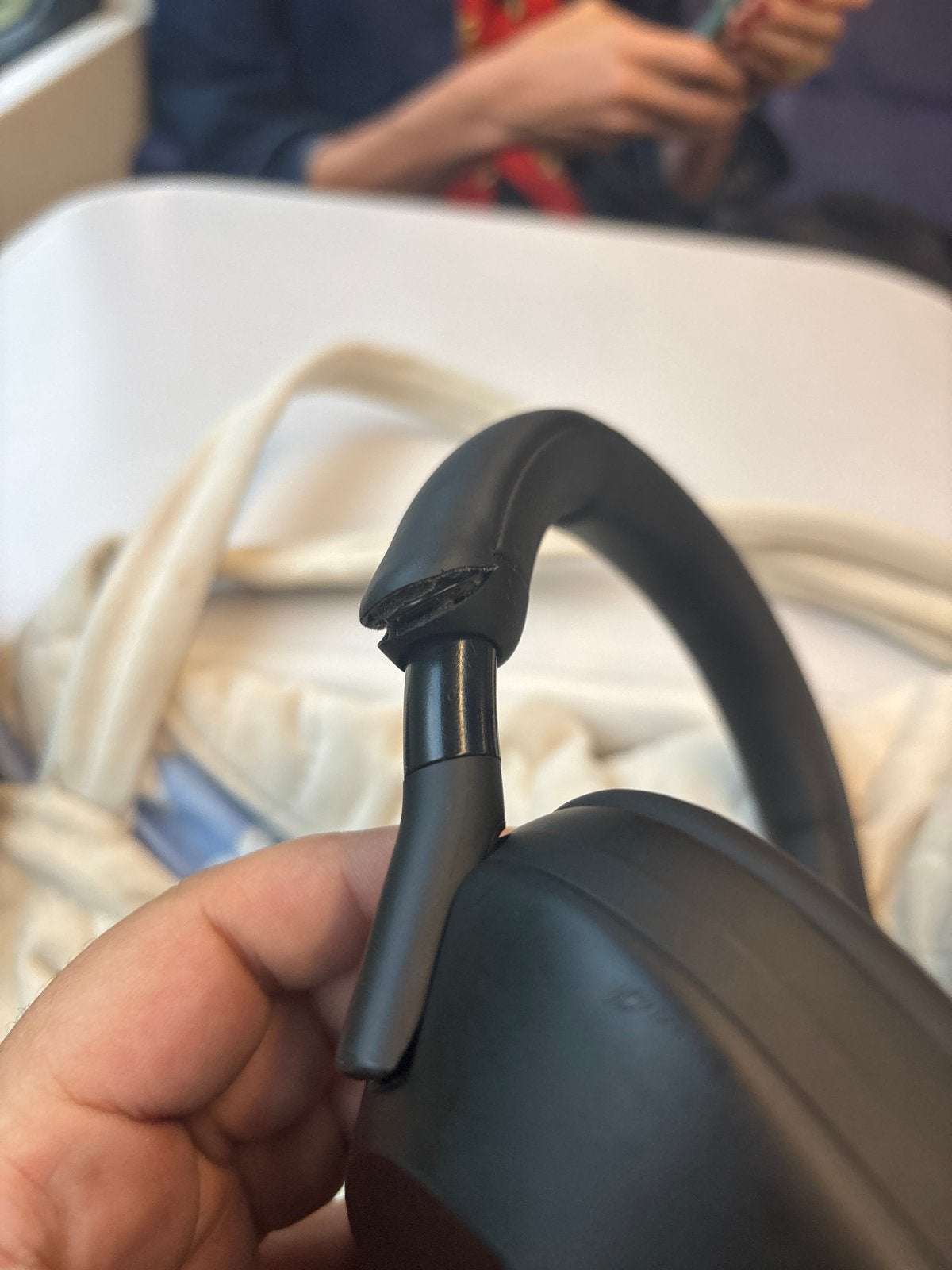 Foto 4 van Sony WH-1000XM5 koptelefoon - Zwart