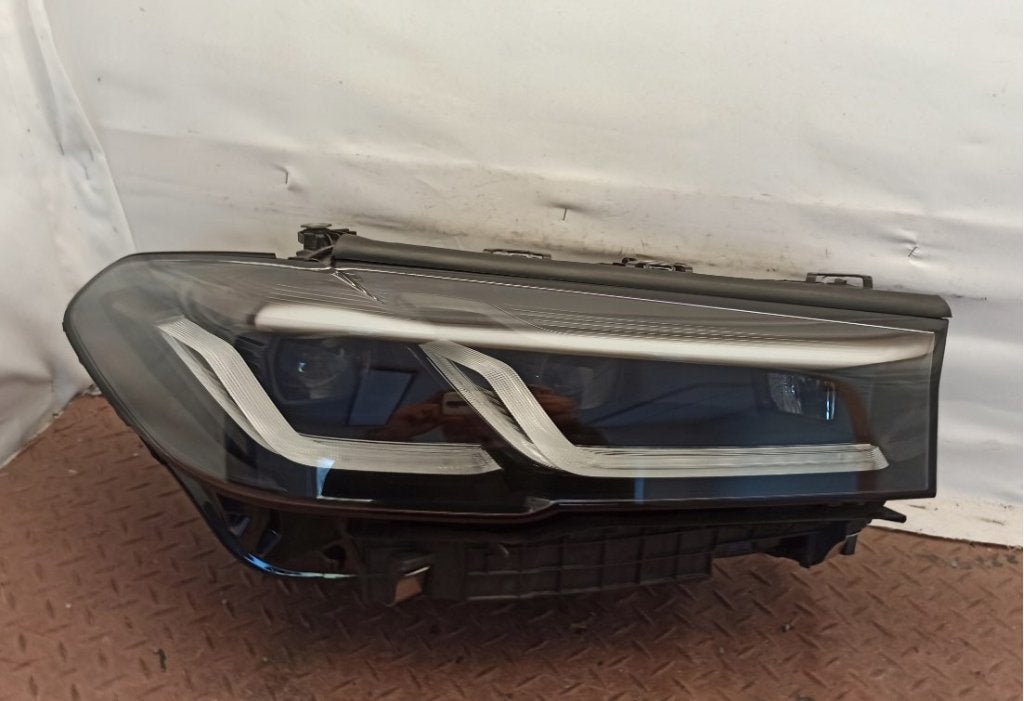 Bmw g30 g31 5 adaptive LCI LED koplamp shadow 5A388E4, Auto-onderdelen, Niet ingevuld, Gebruikt, Verzenden, BMW