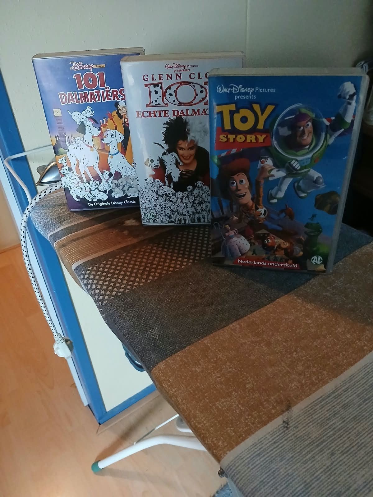 Disney VHS: 101 Dalmatiërs, 101 Echte Dalmatiërs, Toy Sto, Verzamelen, Ophalen of Verzenden, Gebruikt