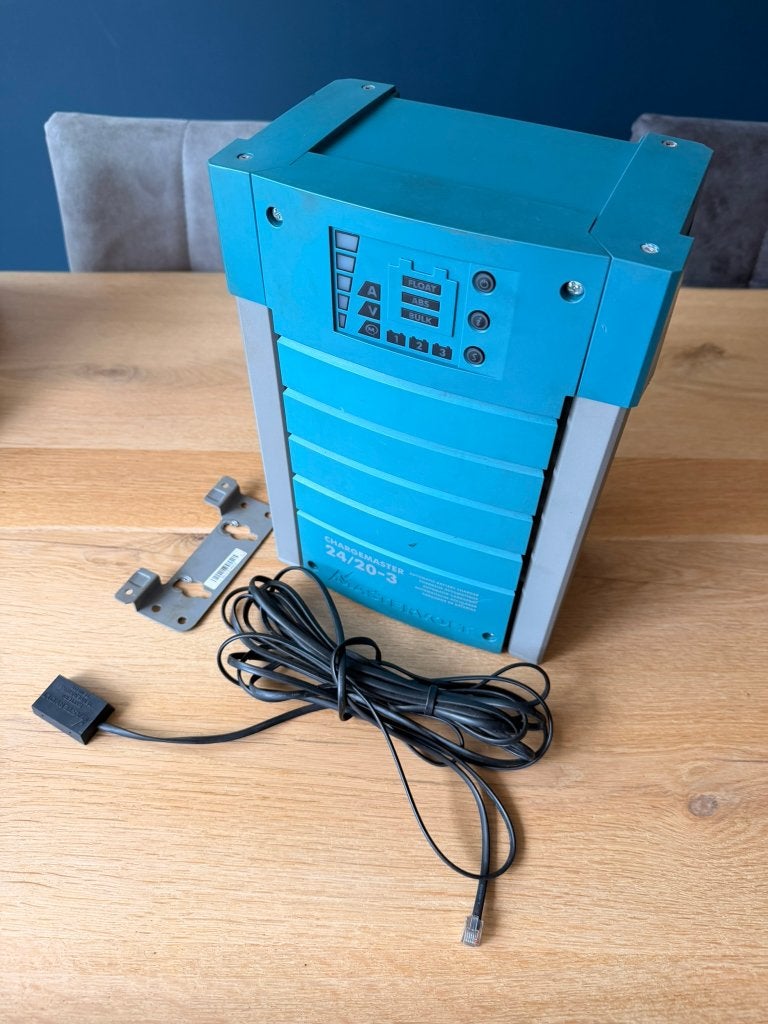 Chargemaster 24/20-3, Ophalen of Verzenden, Gebruikt, Motor en Techniek