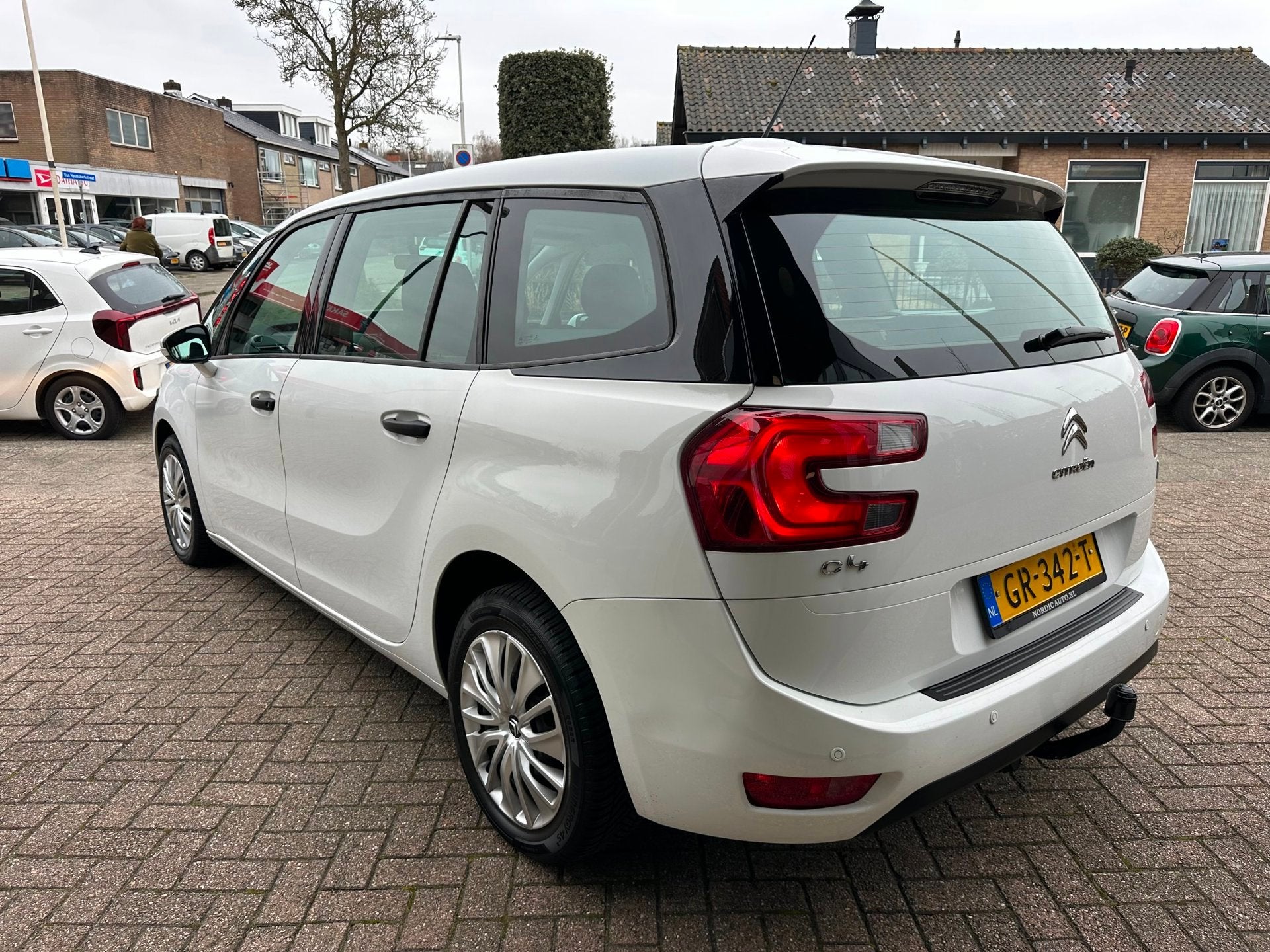 Citroen Grand C4 Picasso 1.2 PureTech Attraction|7 Persoons|, Auto's, Citroën, Voorwielaandrijving, 1350 kg, Stof, Gebruikt