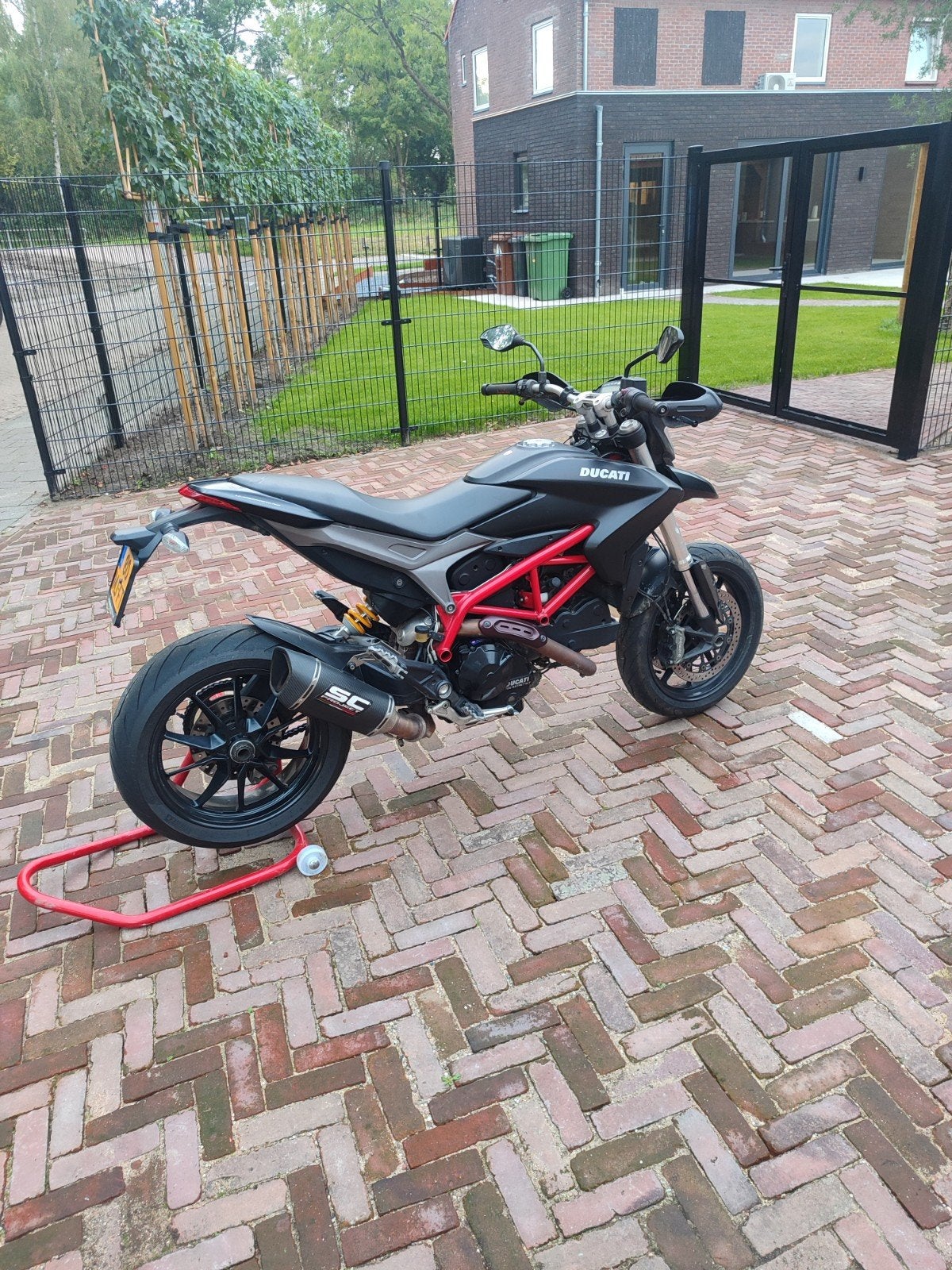 Ducati Hypermotard 821 2013 28dkm, Motoren, 2 cilinders, Occasion, Motorrijbewijs A, Particulier