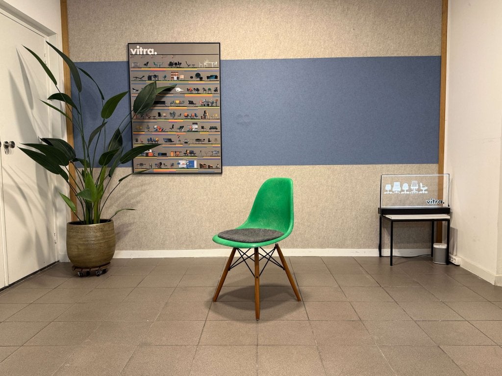 Herman Miller | Eames | DSW | Cadmium Green Fiberglass | 3x, Huis en Inrichting, Stoelen, Gebruikt, Drie, Herman Miller, Ophalen of Verzenden