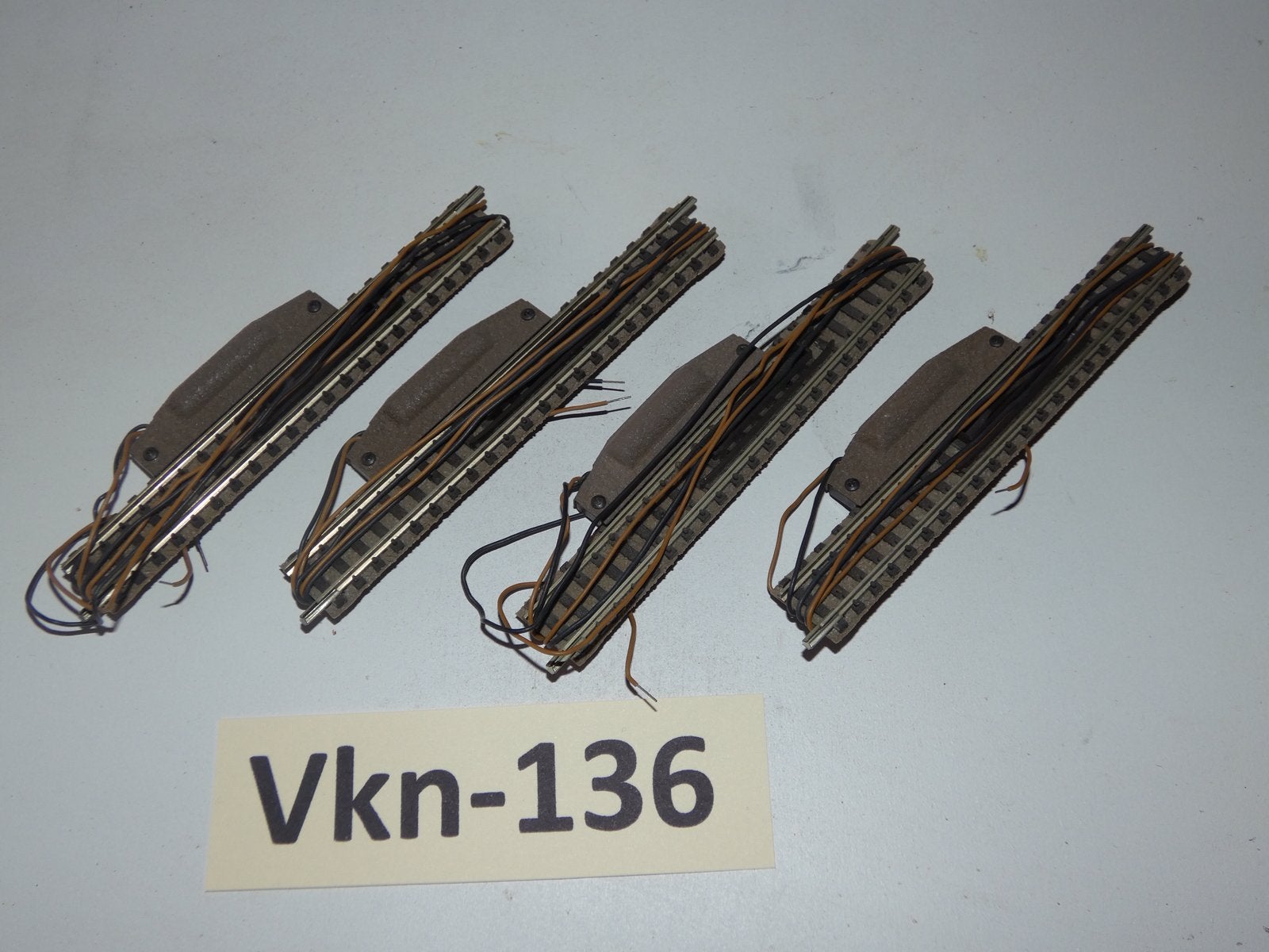 Vk-136 N Spoor Elektrische Ontkoppelrails 9112 Fleischmann, Gebruikt, Gelijkstroom, Fleischmann, Rails