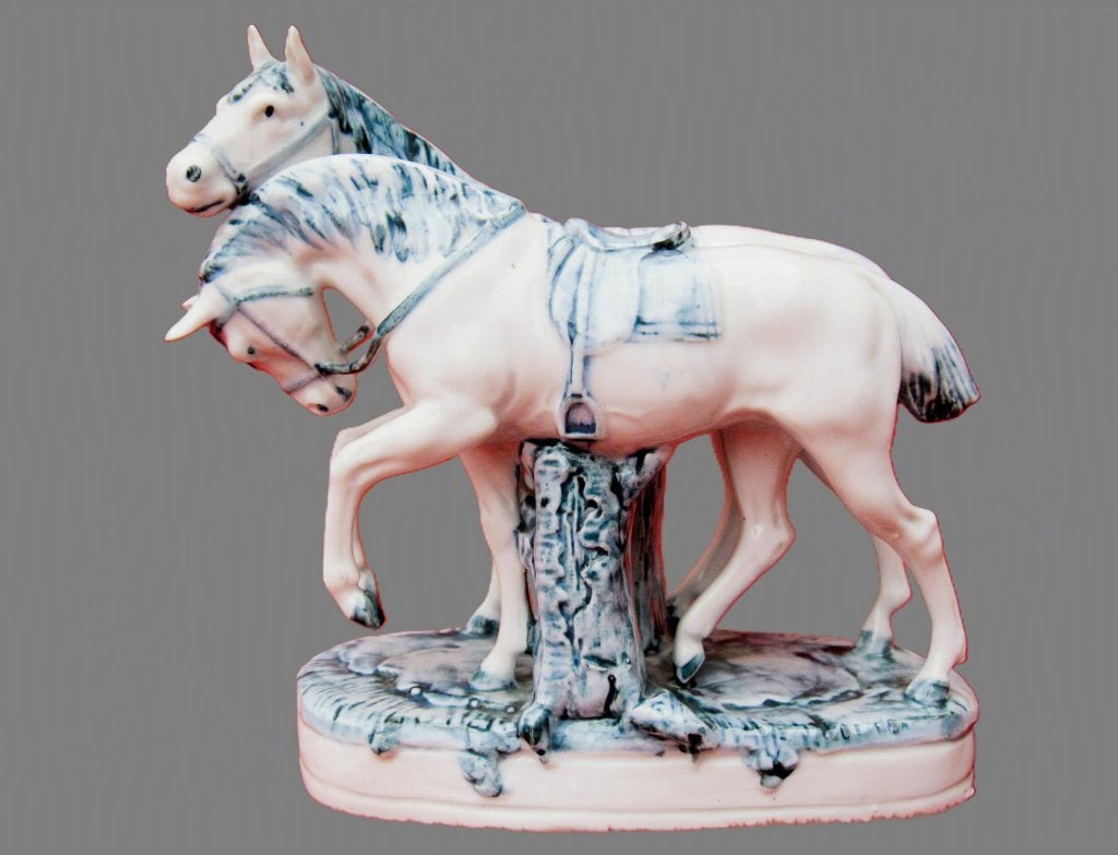 Apart beeld van paarden uit porselein., Ophalen