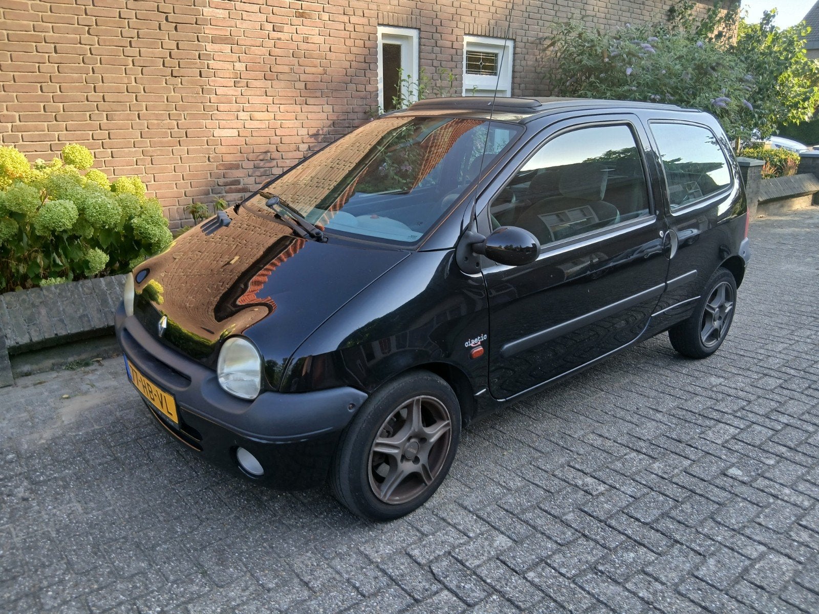Renault Twingo 1.2 Euro 2000 2001 Zwart, Ophalen