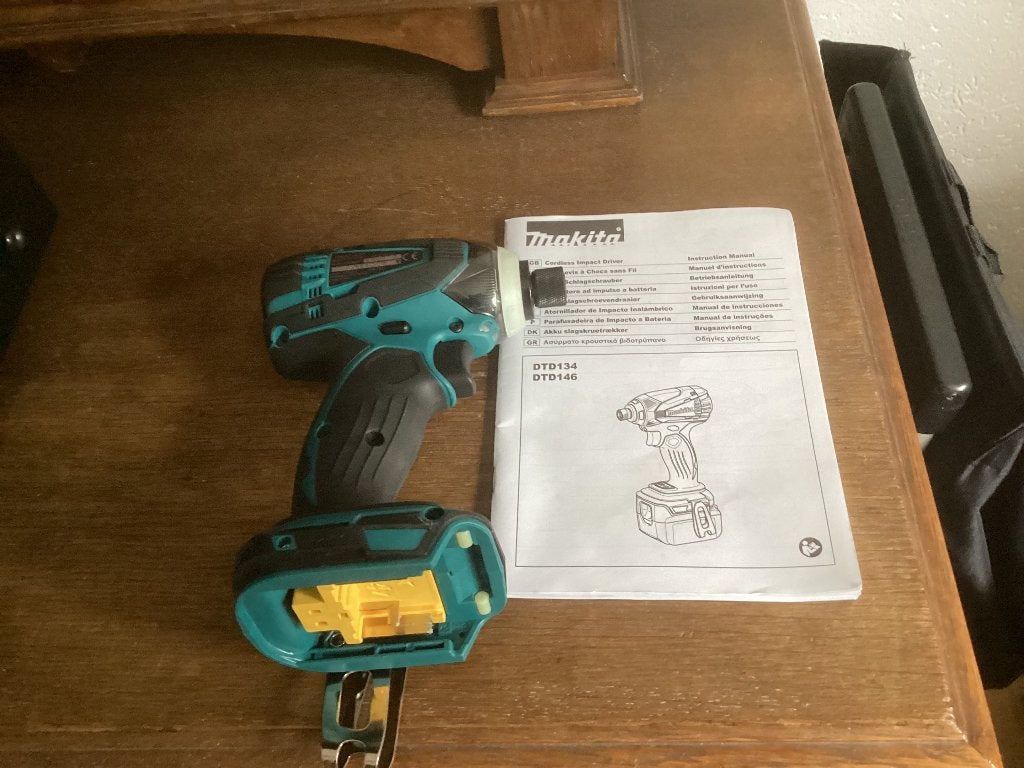Nieuwe originele Makita DTD134 body slagschroevendraaier 14, Ophalen, Nieuw, Boor- en Schroefmachine