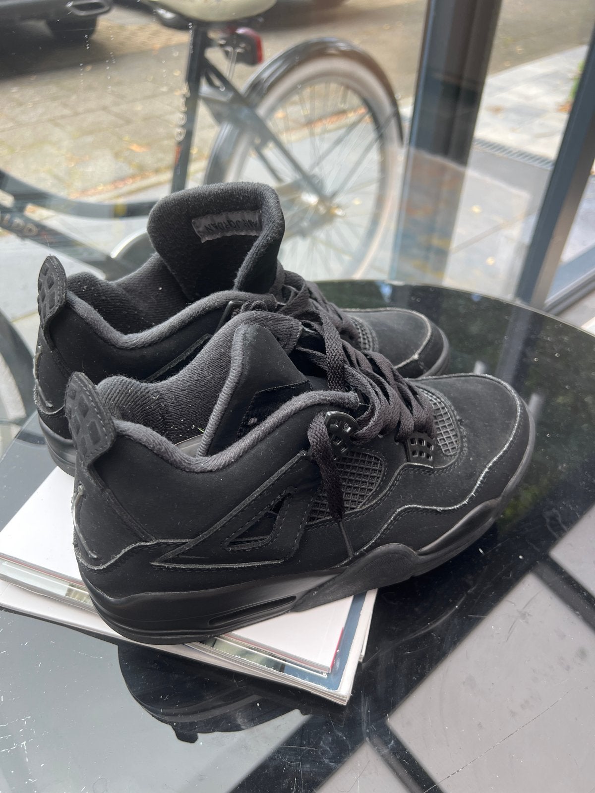 Jordan 4 Retro Black Cat (2020) - Maat 41, Kleding | Heren, Ophalen of Verzenden, Gedragen, Zwart, Sneakers of Gympen