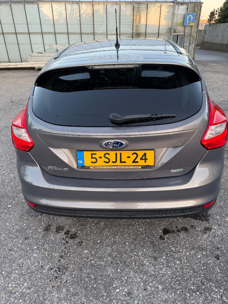 Ford focus goed onderhouden!!!, Auto's, Bruin, 635 kg, 100 pk, Overige kleuren
