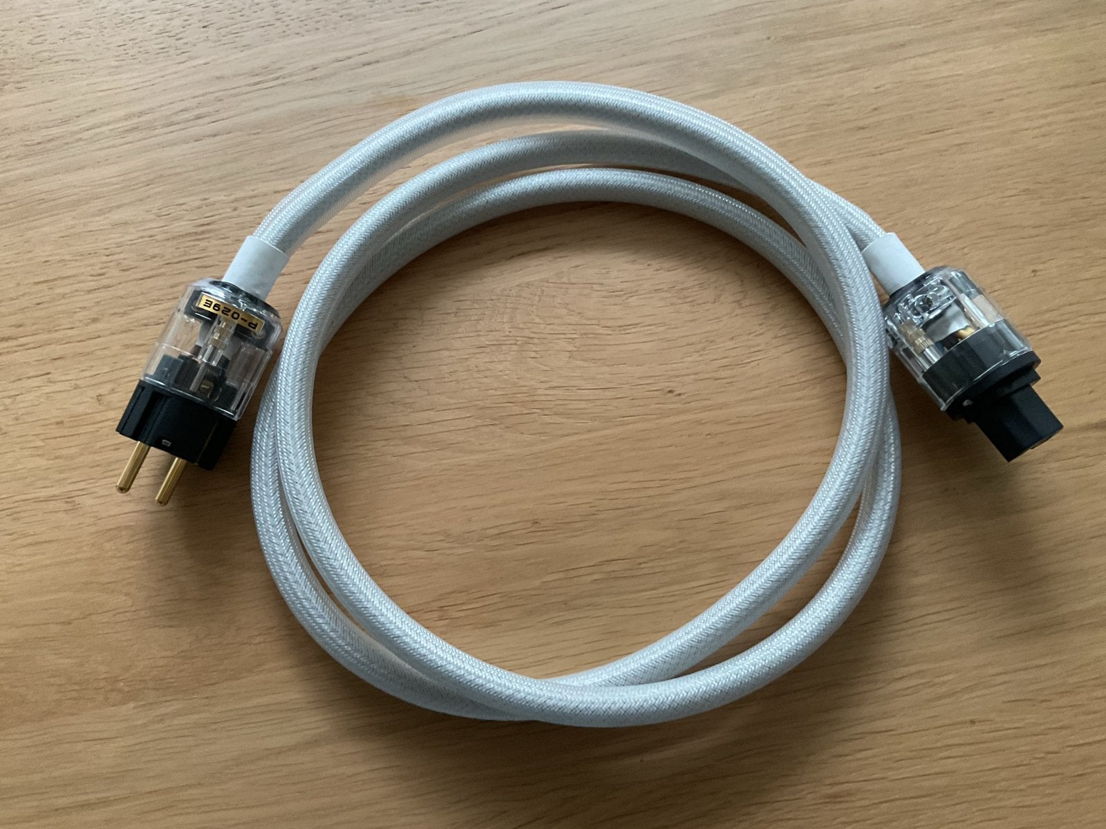 Hoogwaardige audiostroomkabel - 1.75 meter, Ophalen of Verzenden, Nieuw, Minder dan 2 meter, Overige kabels