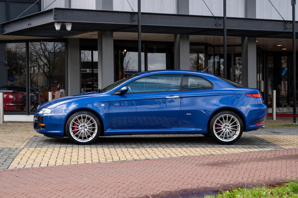 Alfa Romeo GT 3.2 V6 24V (bj 2004), Auto's, 1385 kg, Gebruikt, Zwart, Overige kleuren