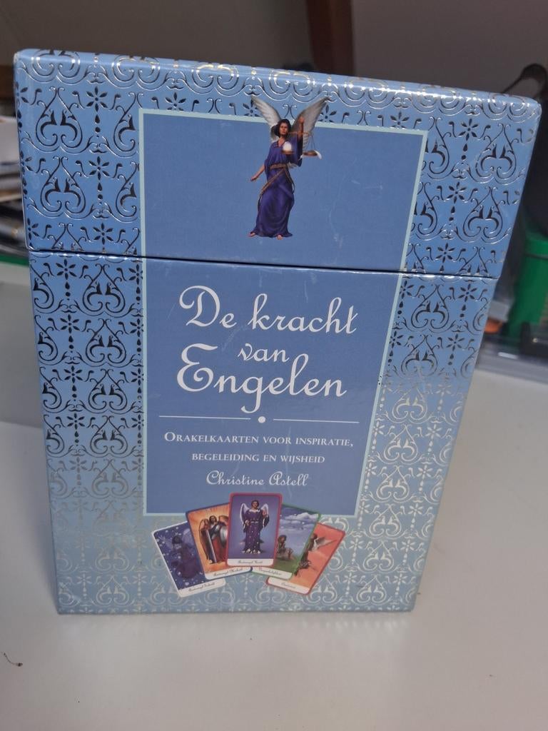 De Kracht van Engelen Orakelkaarten - Christine Astell, Spiritualiteit algemeen, Ophalen of Verzenden, Zo goed als nieuw, Christine Astell