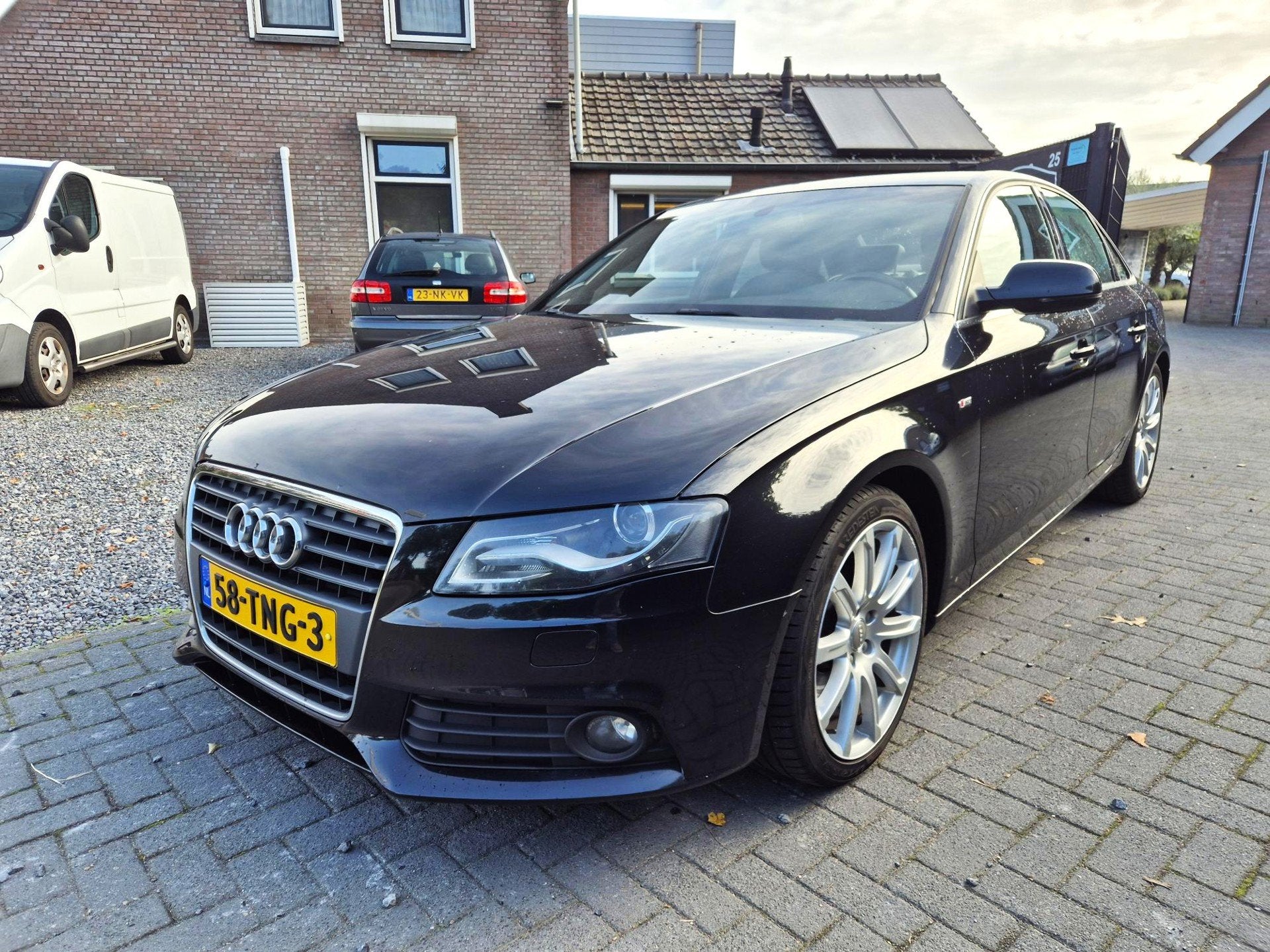 Audi A4 Limousine 1.8 TFSI Pro Line S Automaat Navi Clima Cr