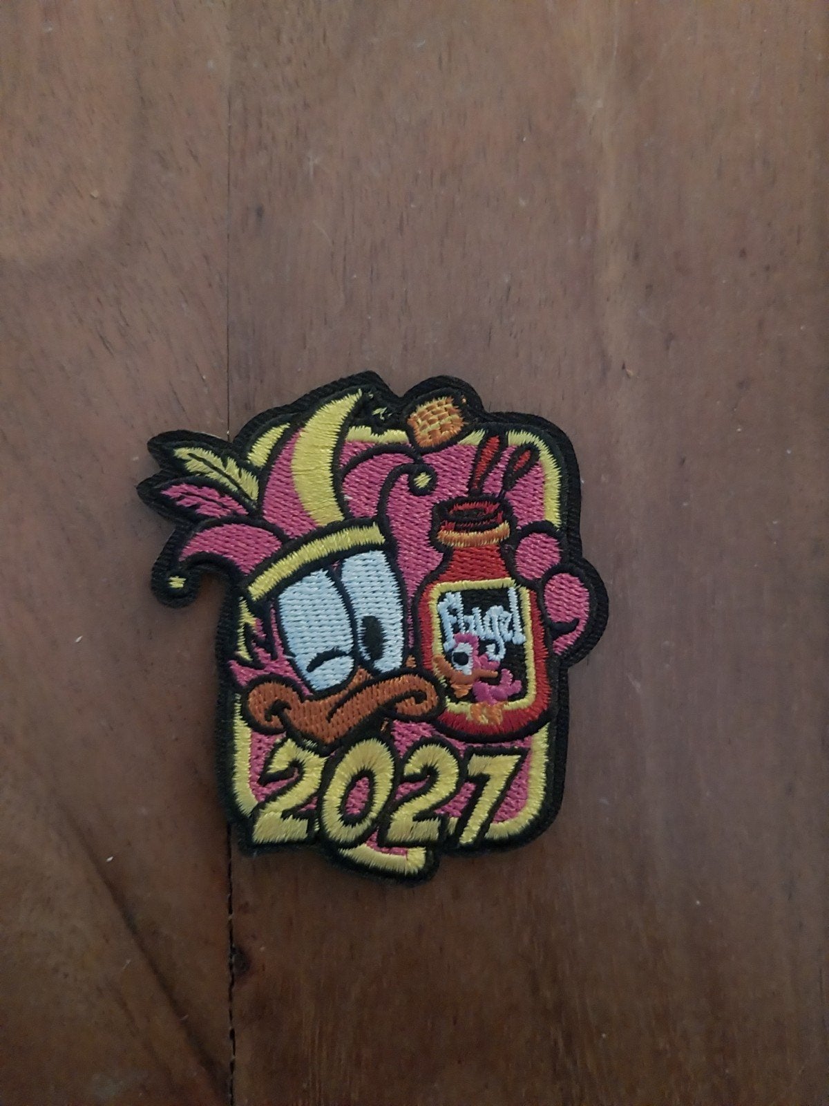 exclusief carnavals embleem., Verzamelen, Ophalen, Nieuw, Button