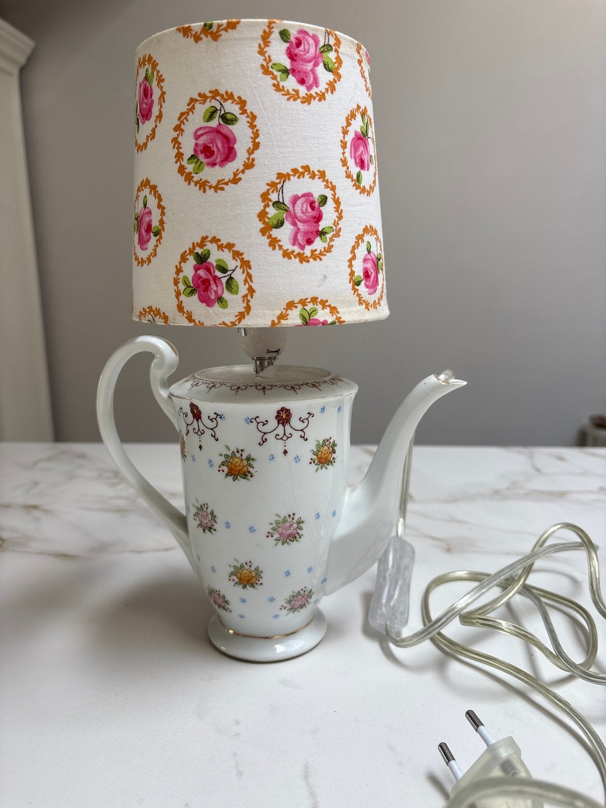 Unieke Theepot Lamp - Vintage Stijl met Bloemenprint, Met schakelaar, Overige merken, Gebruikt, Meerkleurig