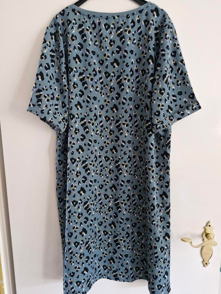 Hema Blauwgroene Wijde Jurk met Luipaardprint - Maat XL, Kleding | Dames, Jurken, Blauw, Maat 46/48 (XL) of groter, Onbekend, Ophalen of Verzenden