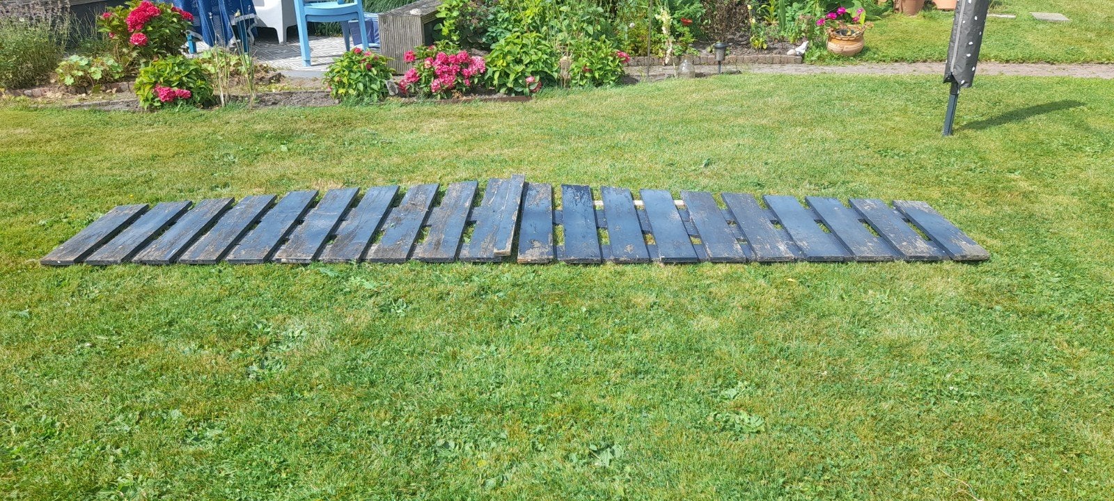 Houten hekwerk  - 188/184 cm lang, 61-92 cm hoog, Ophalen, Gebruikt