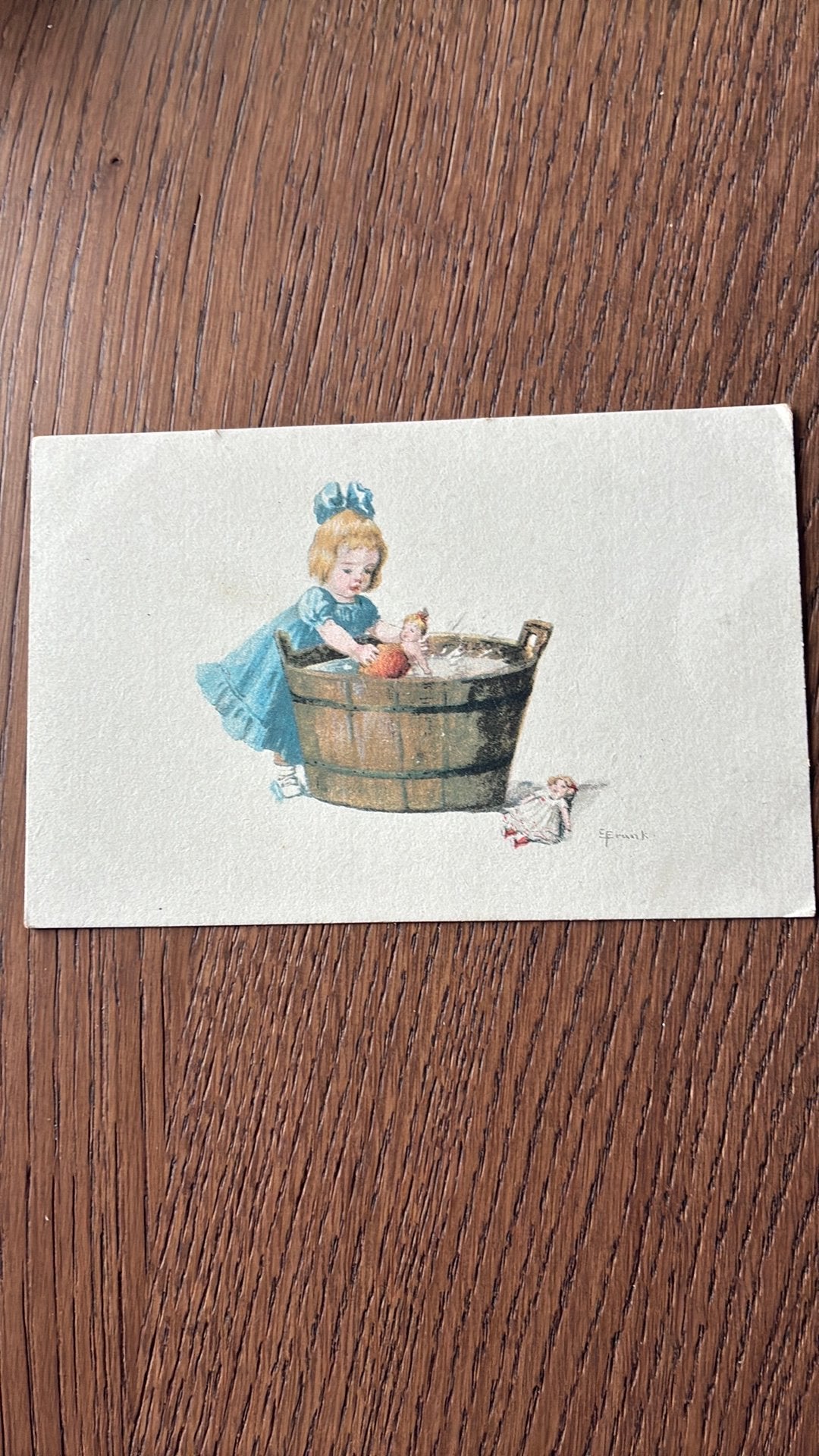 Meisje wast haar poppen kn dd wastobbe, Ophalen of Verzenden, Ongelopen, Kinderen