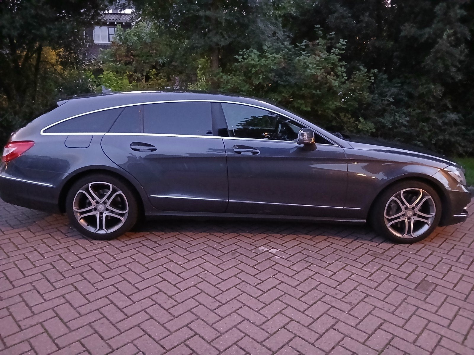 Mercedes-Benz CLS 350CDI PANO, Sport  2013 Grijs, Auto's, Automaat, Achterwielaandrijving, 2987 cc, Stationwagon