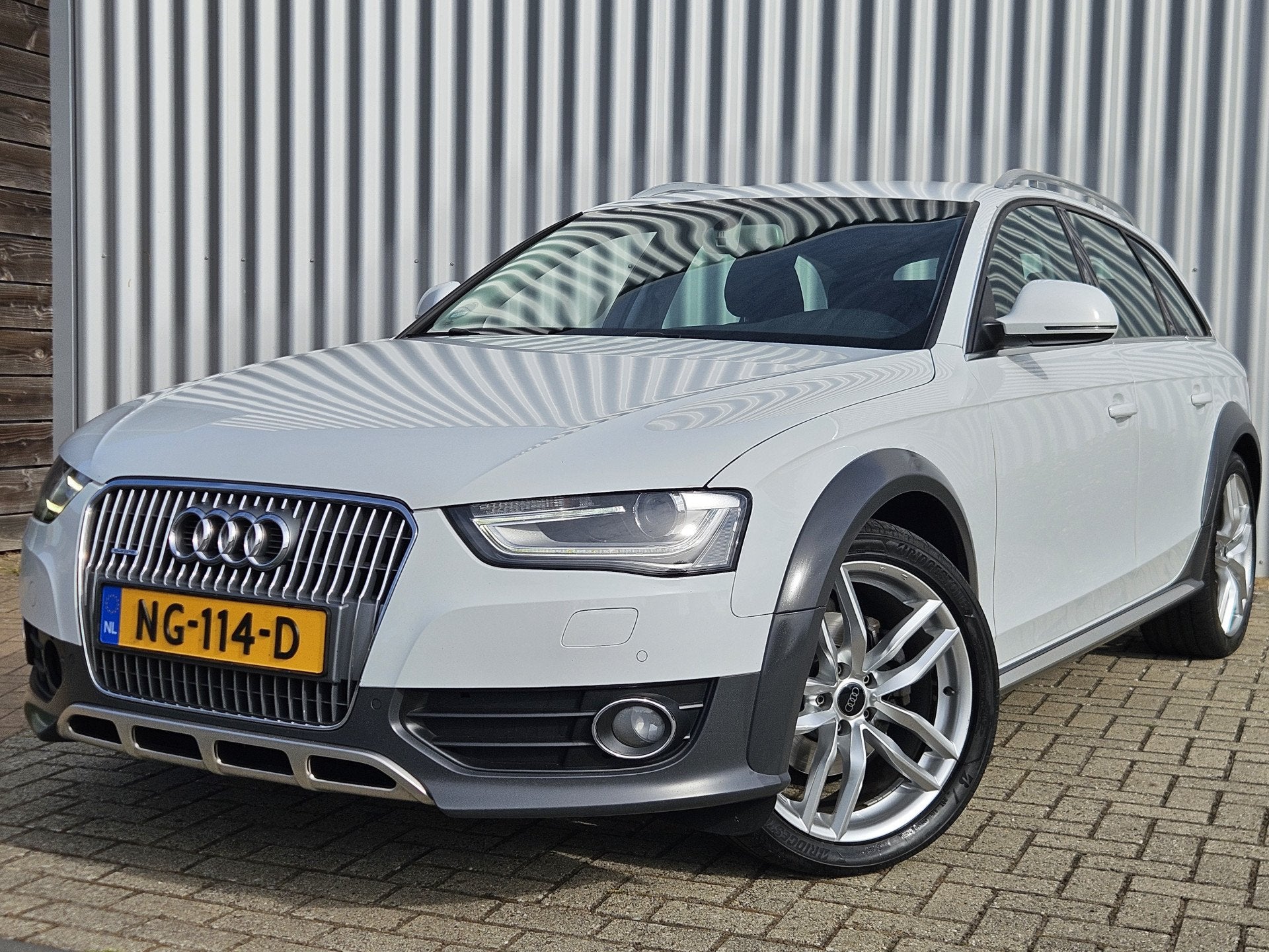 Audi A4 Allroad Quattro 2.0 TDI Pro Line /Dealer Onderhouden, Automaat, Gebruikt, Euro 6, Automatische klimaatregeling