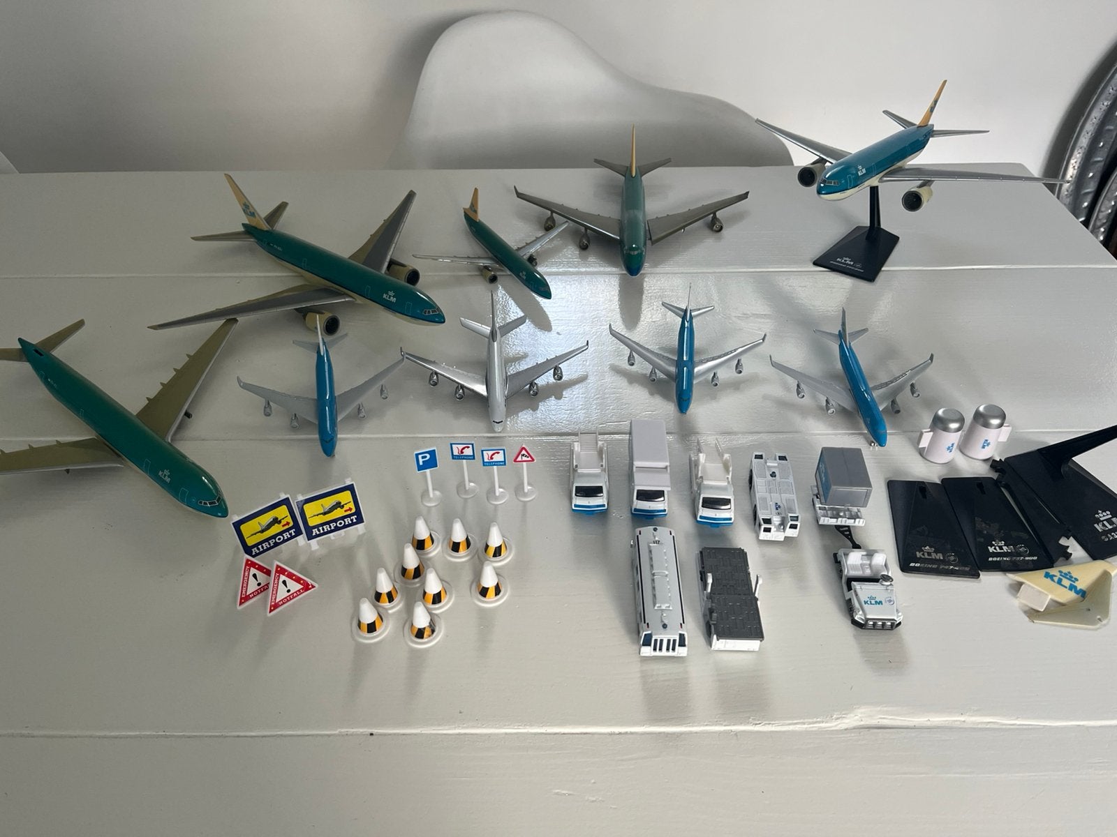 KLM vliegtuigen, Ophalen of Verzenden, Zo goed als nieuw