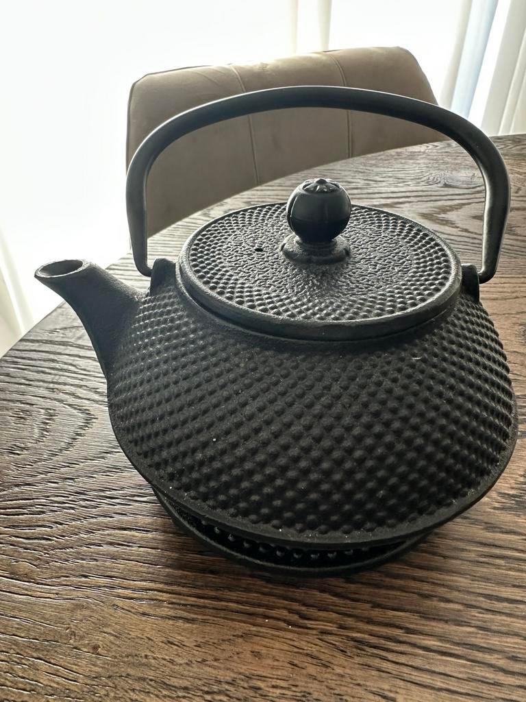 Bredemeijer gietijzeren theepot, Huis en Inrichting, Keuken | Potten en Pannen, Ophalen, Zo goed als nieuw