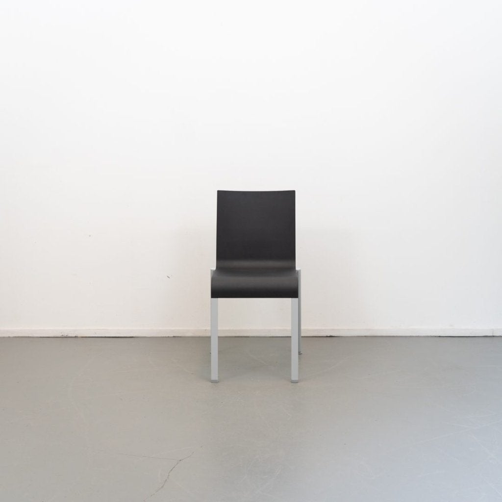 Vitra .03 Stoel Zwart Kunststof (Stapelbaar) - Gepoedercoat, Huis en Inrichting, Stoelen, Niet ingevuld, Zo goed als nieuw, Niet ingevuld