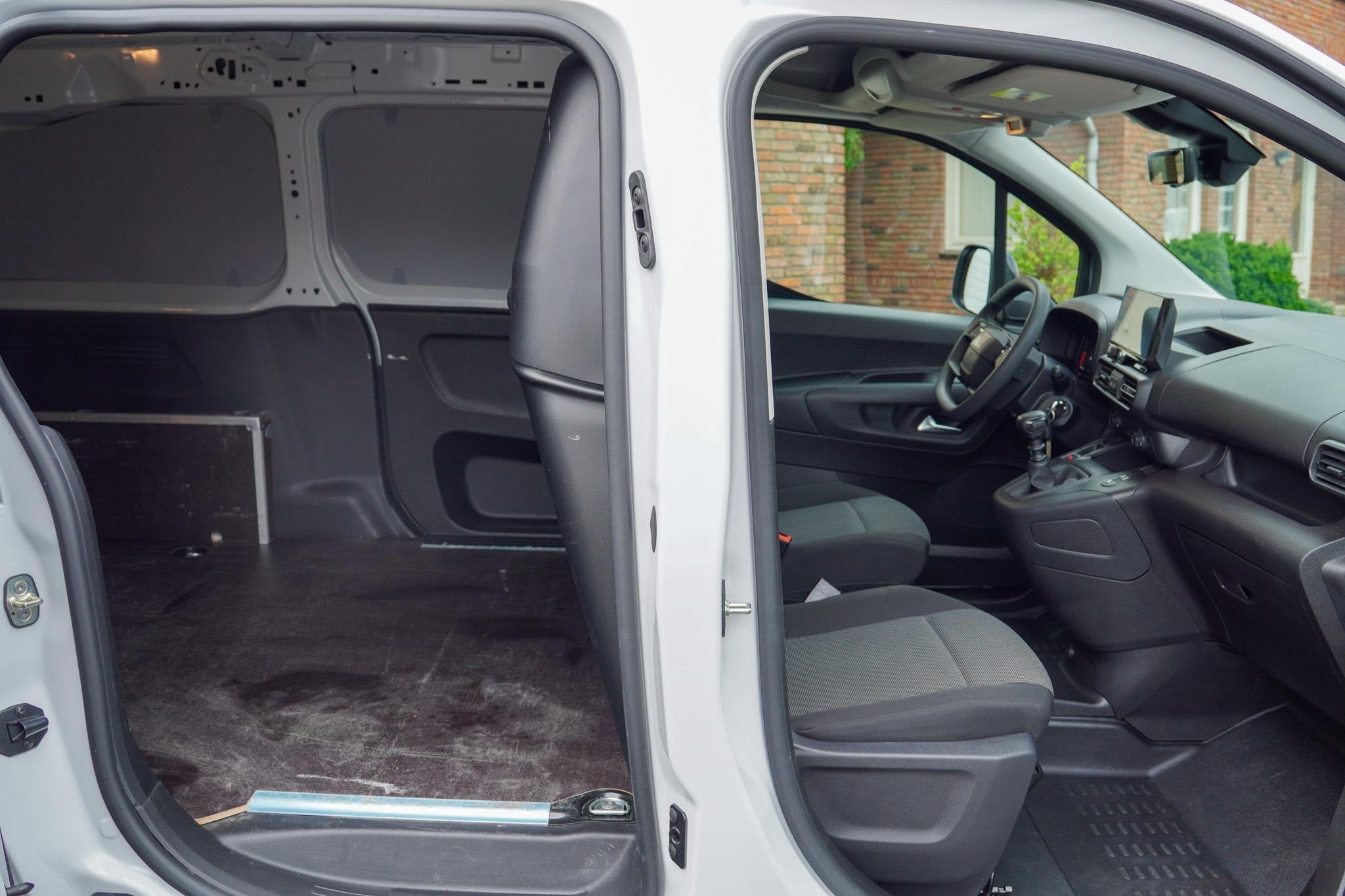 Fiat Doblò 1.5 BlueHDi 130pk S&S L2 AppleCarplay/Android au, Auto's, Voorwielaandrijving, Stof, Gebruikt, Euro 6
