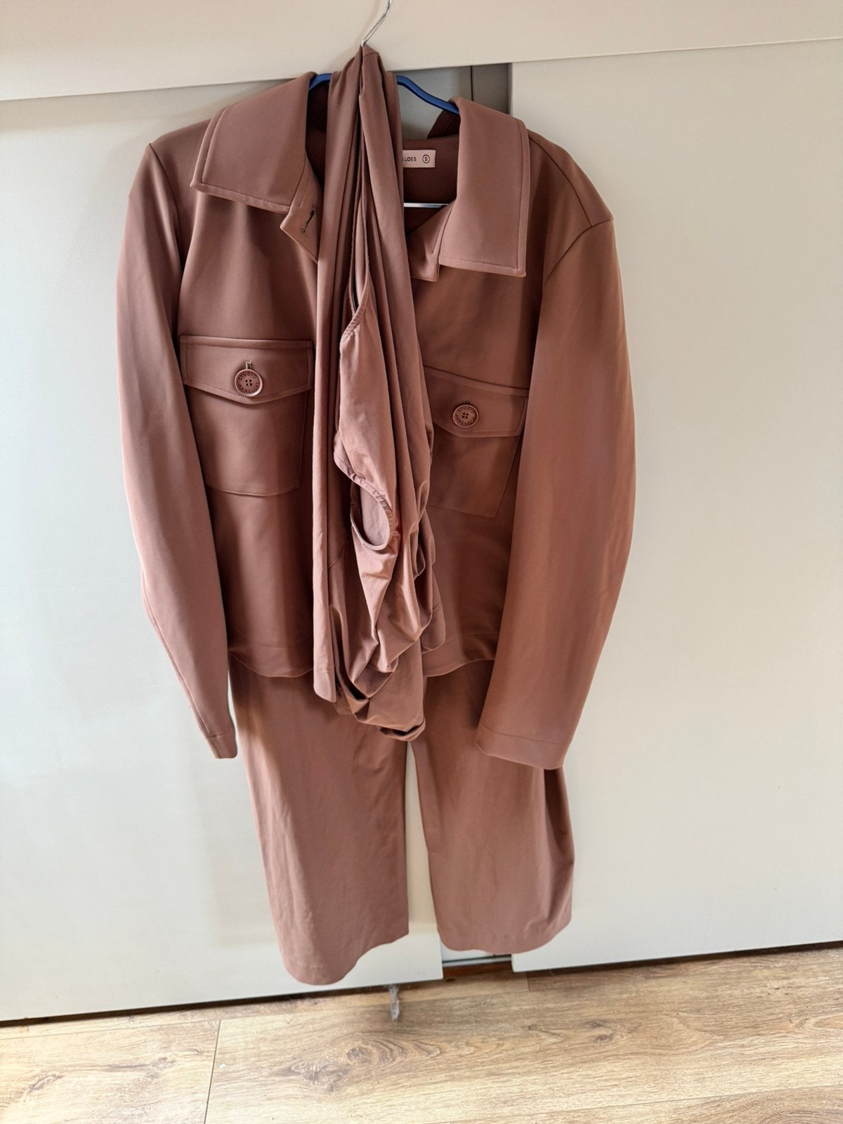 Studio Anneloes broek, blazer en top maat M, Maat 38/40 (M), Kostuum of Pak, Bruin, Verzenden