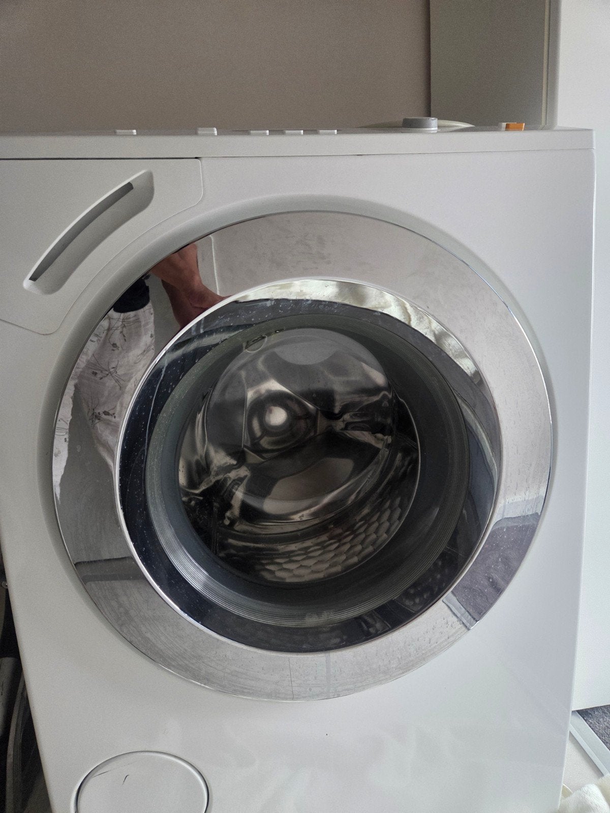 Wasmachine Miele, Ophalen of Verzenden, 1200 tot 1600 toeren, 85 tot 90 cm
