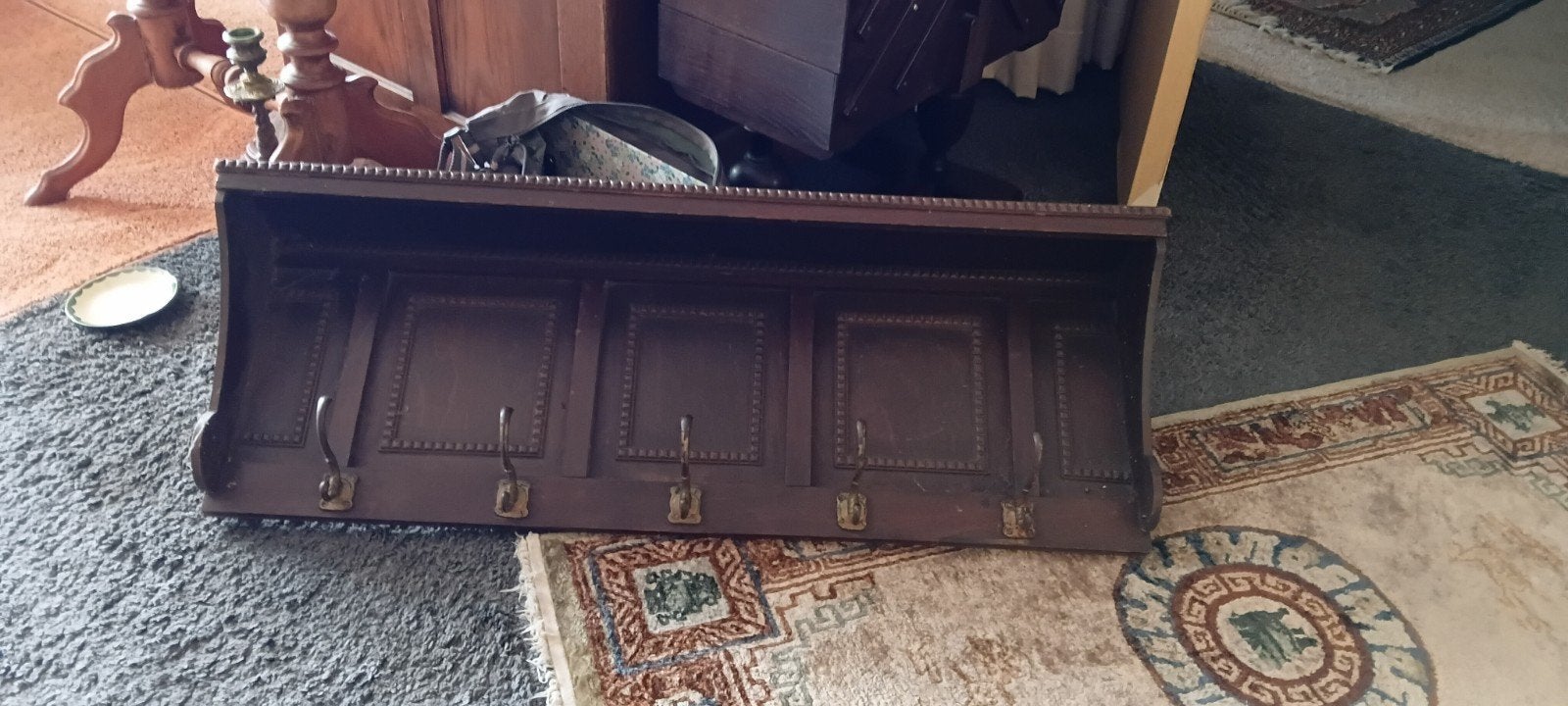 Vintage houten wandkapstok met 5 haken en hoedenplank, Ophalen