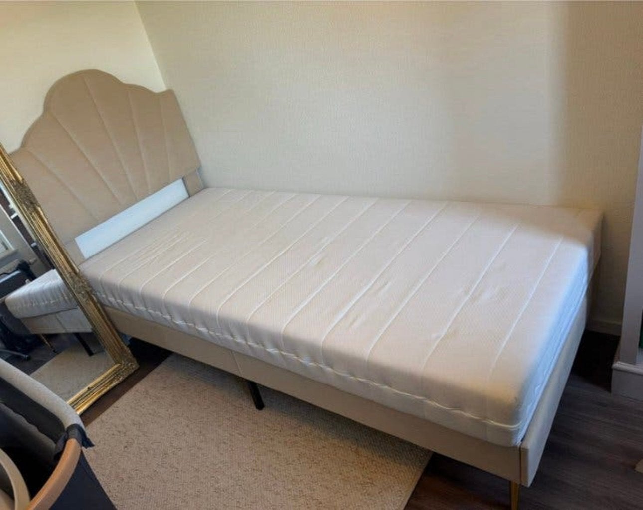 NIEUW! Eenpersoonsbed + matras, Huis en Inrichting, Ophalen, 90 cm, Eenpersoons, Zo goed als nieuw
