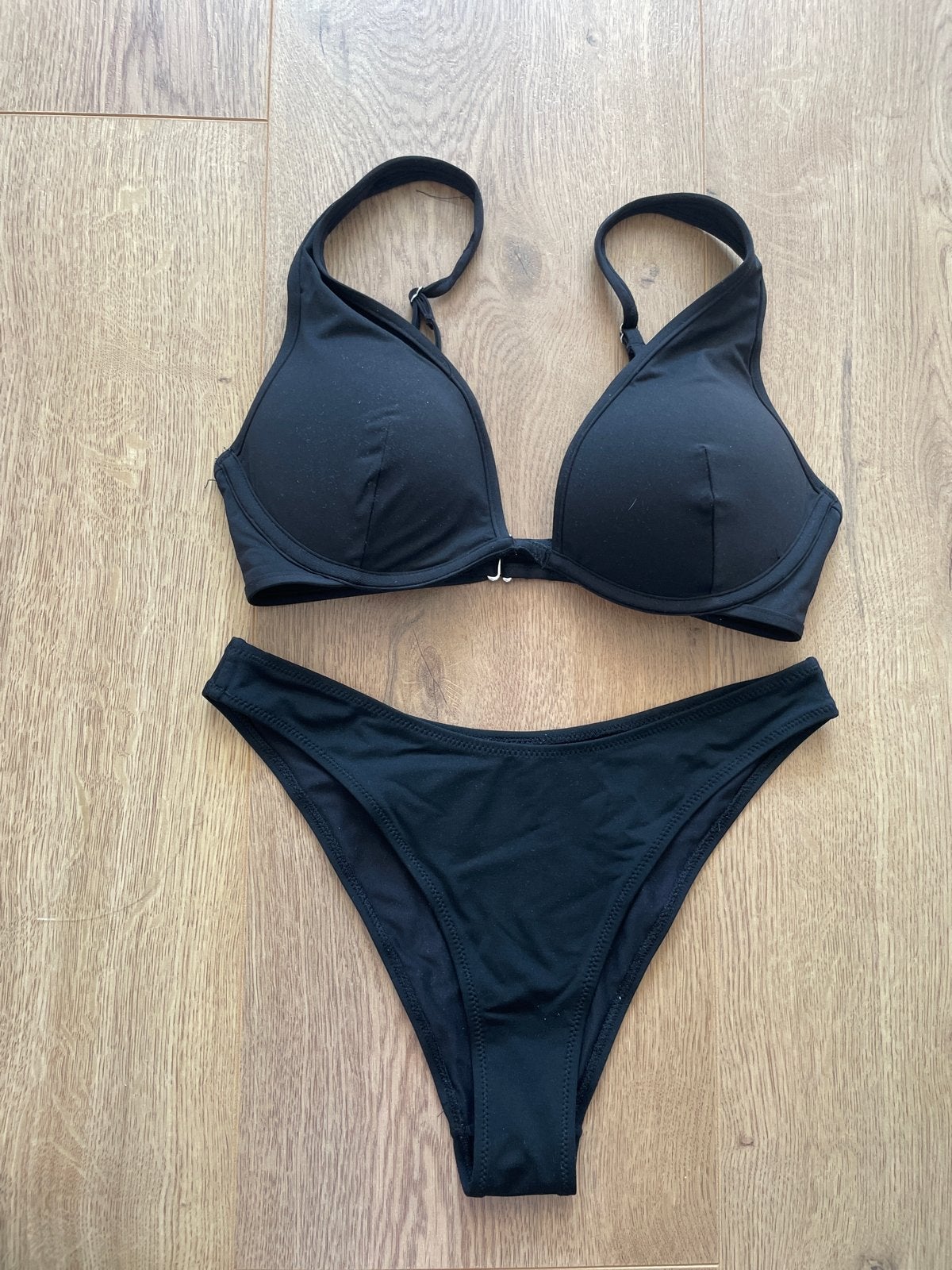 Zwarte bikini set - Maat S/M, Ophalen of Verzenden, Zo goed als nieuw, Zwart, Bikini