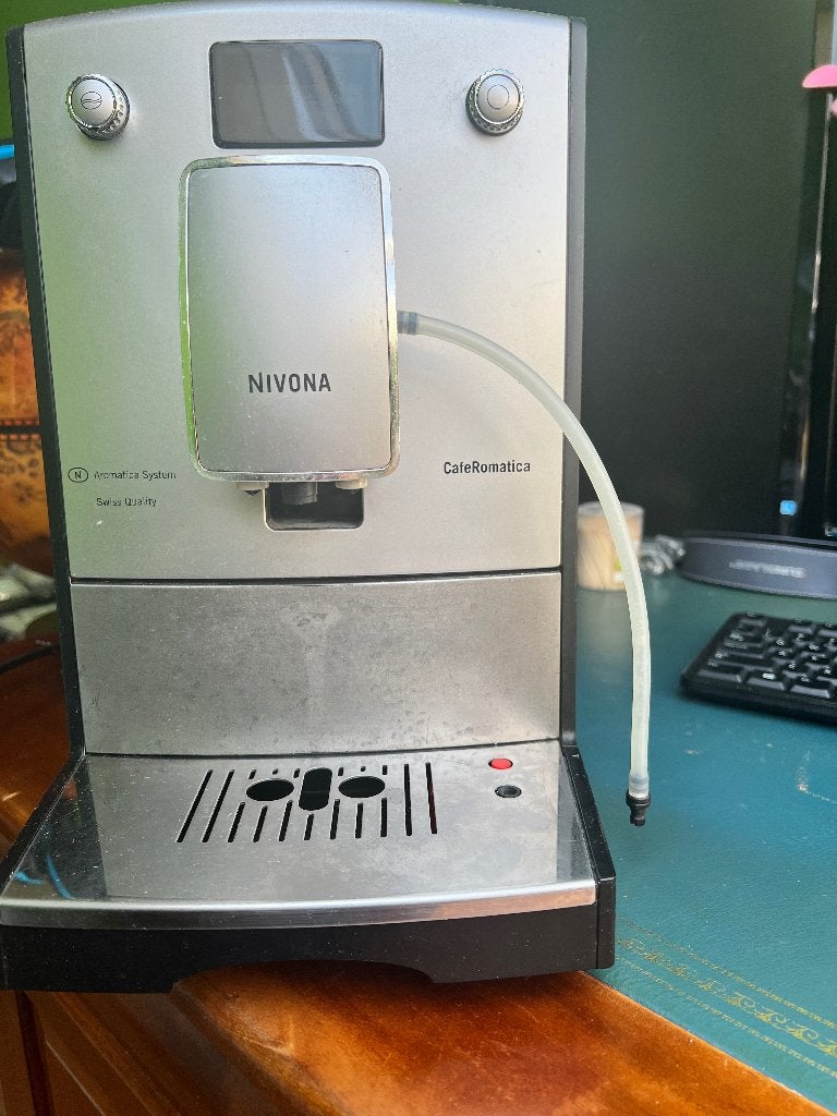 Te koop koffiemachine Nivona cafeRomatica, Witgoed en Apparatuur, Ophalen, Gebruikt, Koffiemachine, Afneembaar waterreservoir