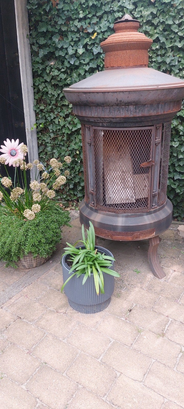 Robuuste ijzeren tuinhaard - 150 cm hoog, Ophalen, Gebruikt